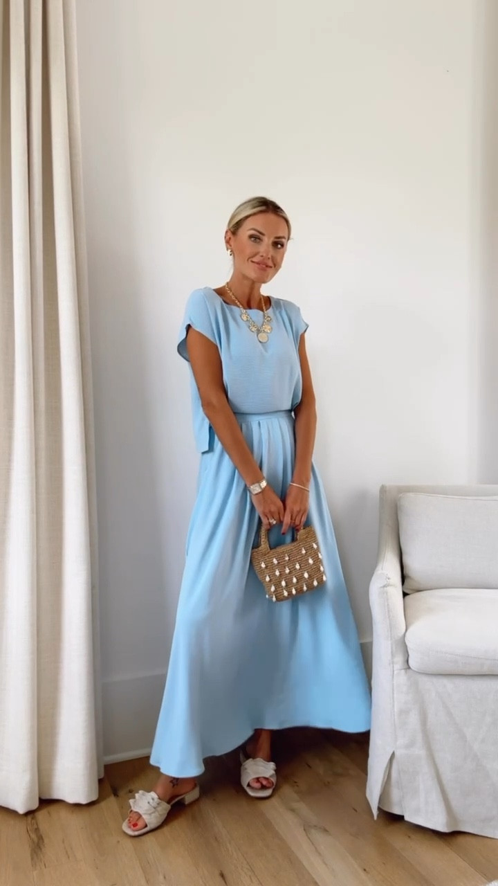 This is such a cute Amazon set! Wearing size small!

Loverly Grey, summer outfit, matching sets, vacation outfit, Amazon 

#LTKStyleTip #LTKSummerEdit