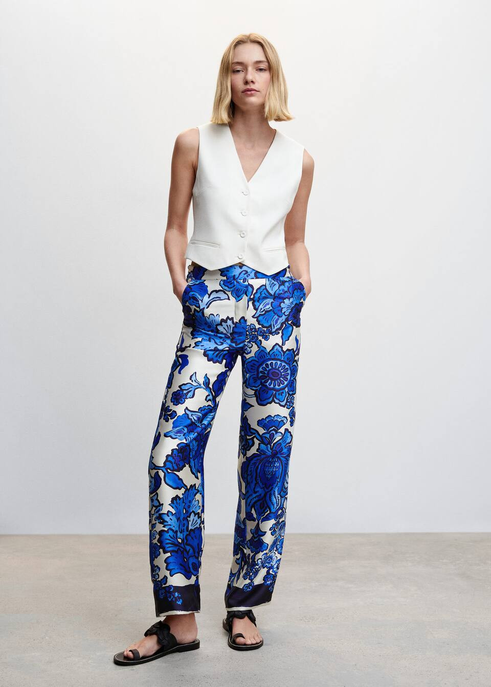 Floral satin trousers | MANGO (US)