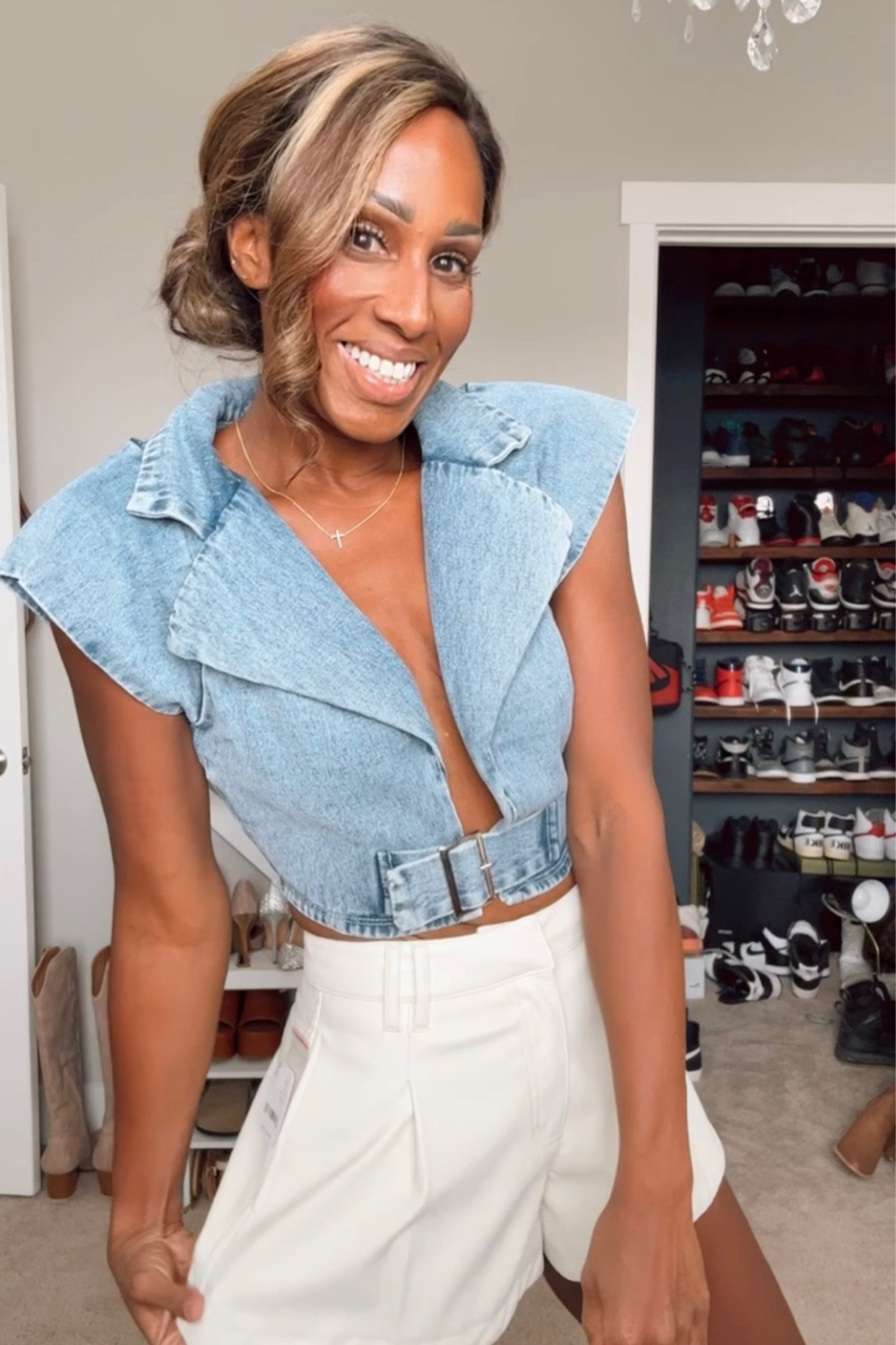 Give me all the denim!!

Size small top
Size 25 bottoms

#fallfashion #freepeople #leathershorts #denimshirt #shein #falltrends

#LTKstyletip #LTKfindsunder100 #LTKfindsunder50