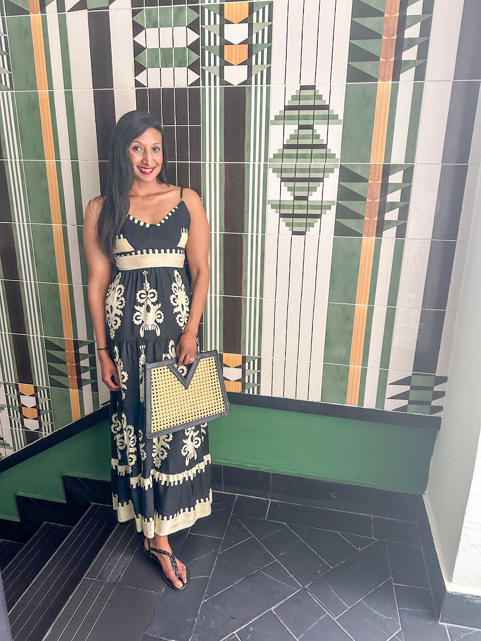 Stop and stair 🖤

#LTKstyletip #LTKtravel #LTKSeasonal