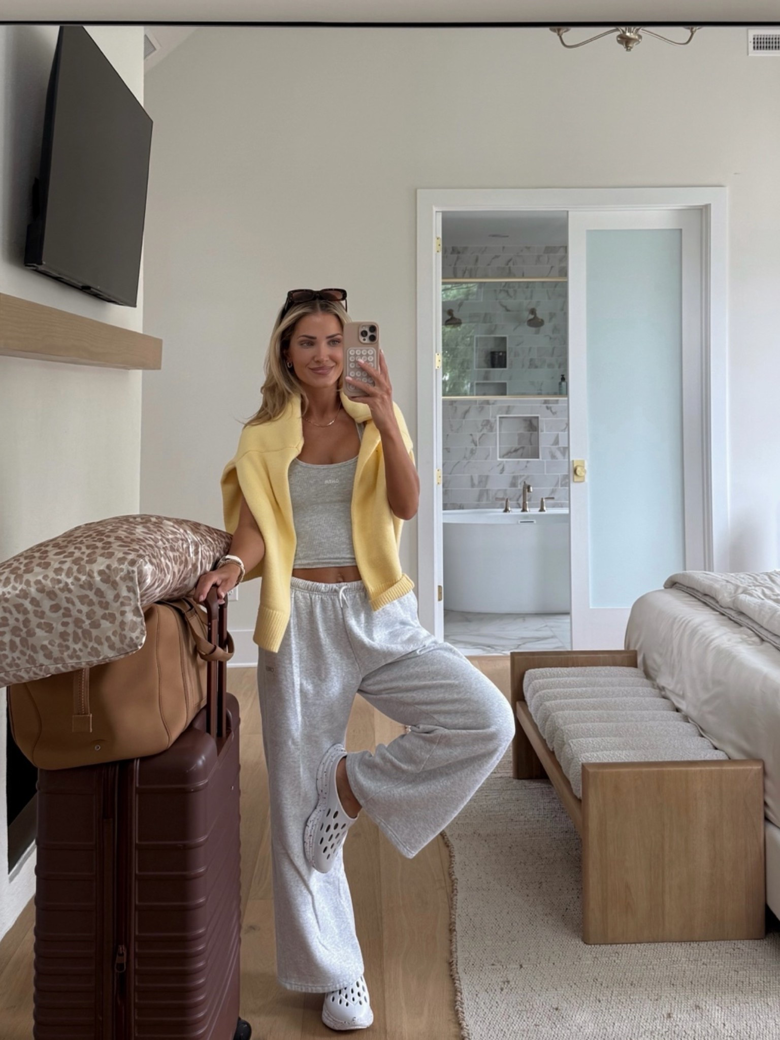 Travel fit!

#LTKootd #LTKTravel