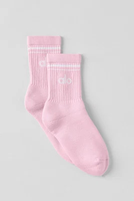 ALO | Half-Crew Throwback Socks in Pink Marshmallow/White, Size: Medium | Alo Yoga
