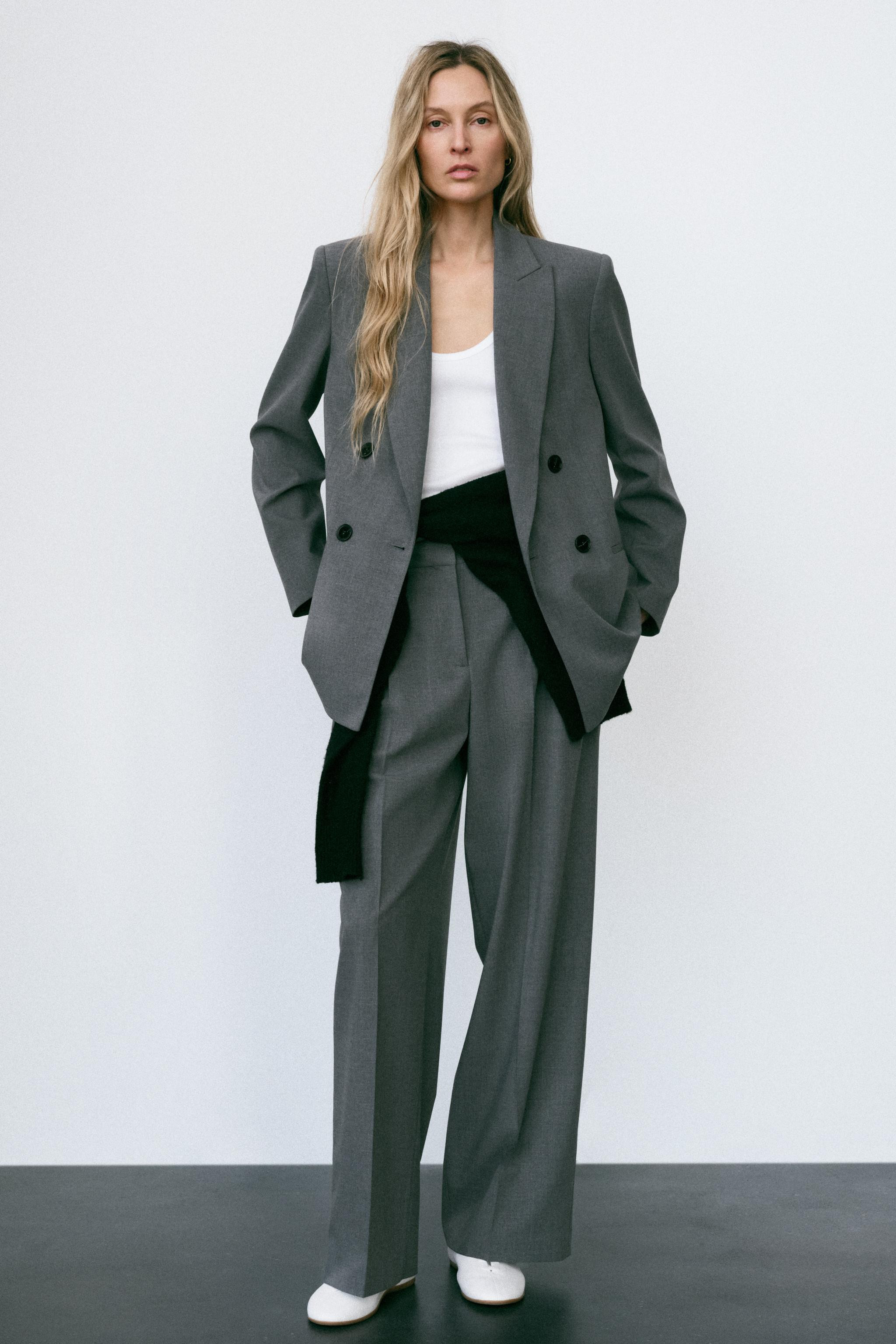 DOUBLE-BREASTED BLAZER WITH SHOULDER PADS | Zara UK