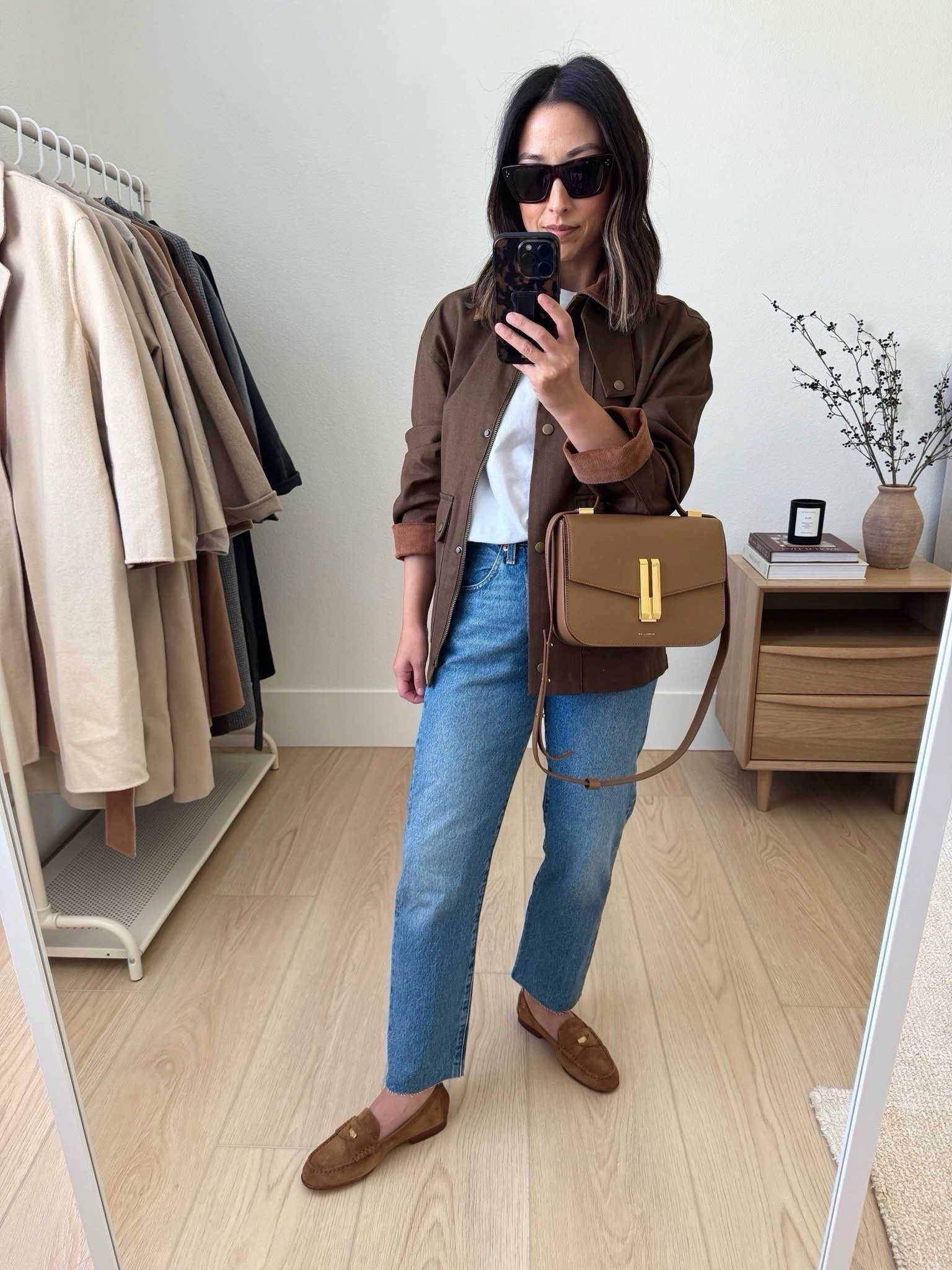 1 state barn jacket. Very petite friendly. Different color from all the rest. twill material. On sale! 

1 state jacket xs
Madewell tee xs
Levi’s jeans 25
Veronica Beard loafers 5.5 
DeMellier bag
Celine sunglasses 

Fall outfits, fall style, petite style, petite style, fall fashion 



#LTKSaleAlert #LTKShoeCrush #LTKSeasonal