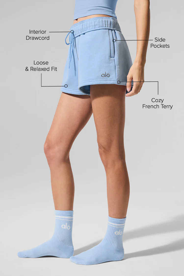 Accolade Short - Seashell Blue | Alo Yoga (US)