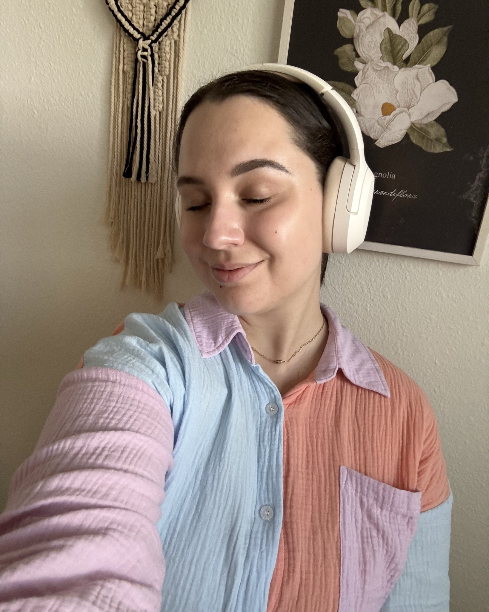 Cute and high quality new headphones! Love how sleek + minimal they are 🎧

Headphones, cute headphones, women’s headphones

#LTKFindsUnder100