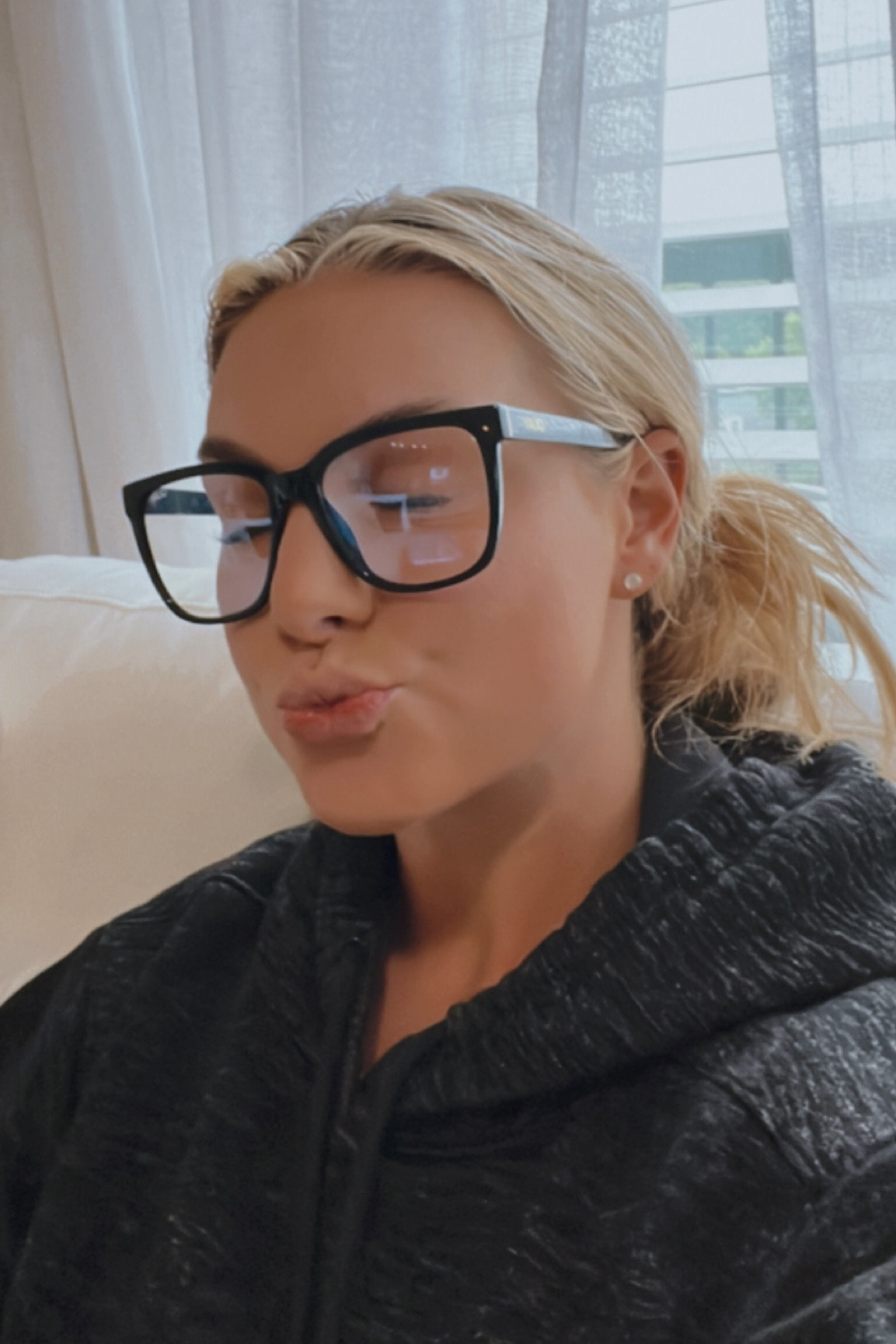 BLUE LIGHT GLASSES 😎

#LTKworkwear #LTKGiftGuide #LTKFind