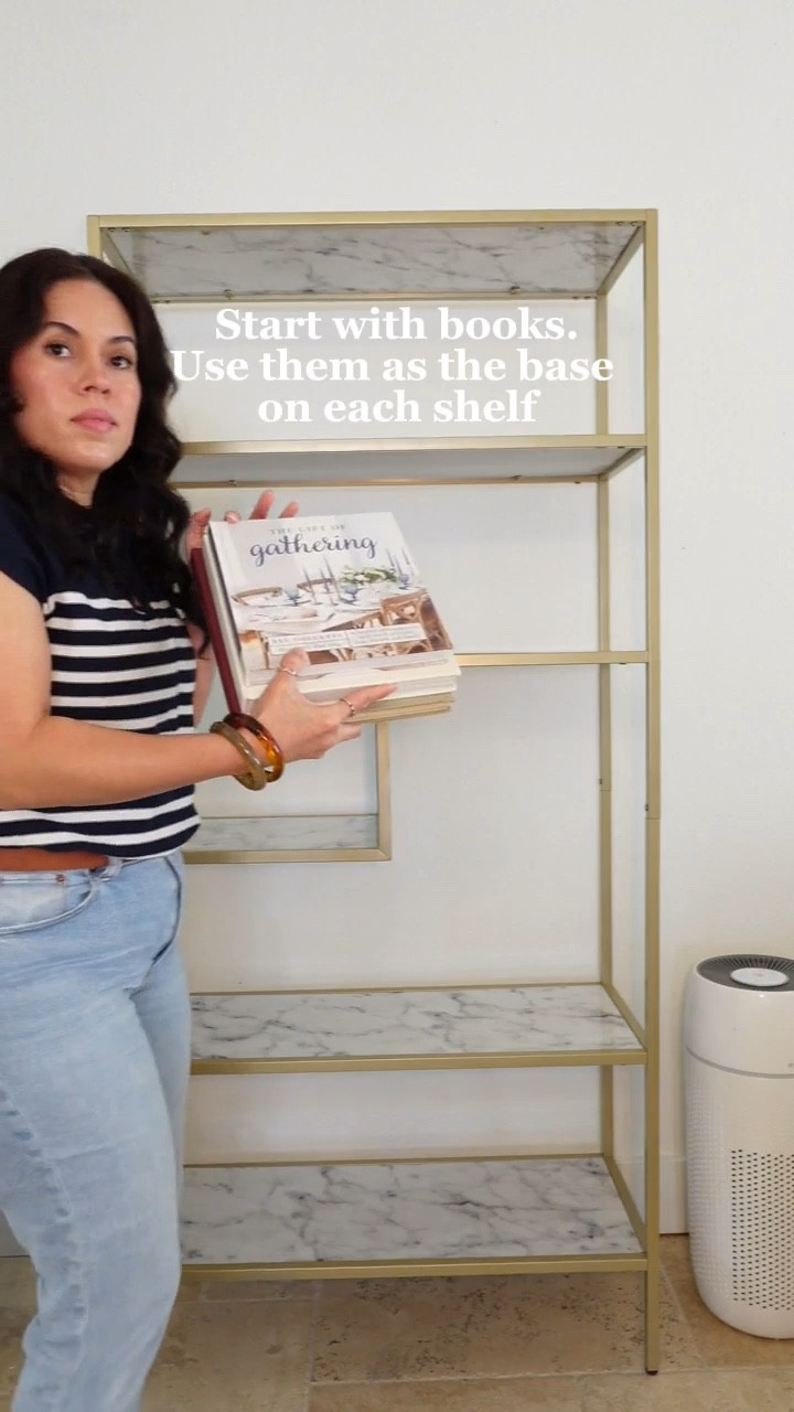 Bookshelf decor

#LTKHome