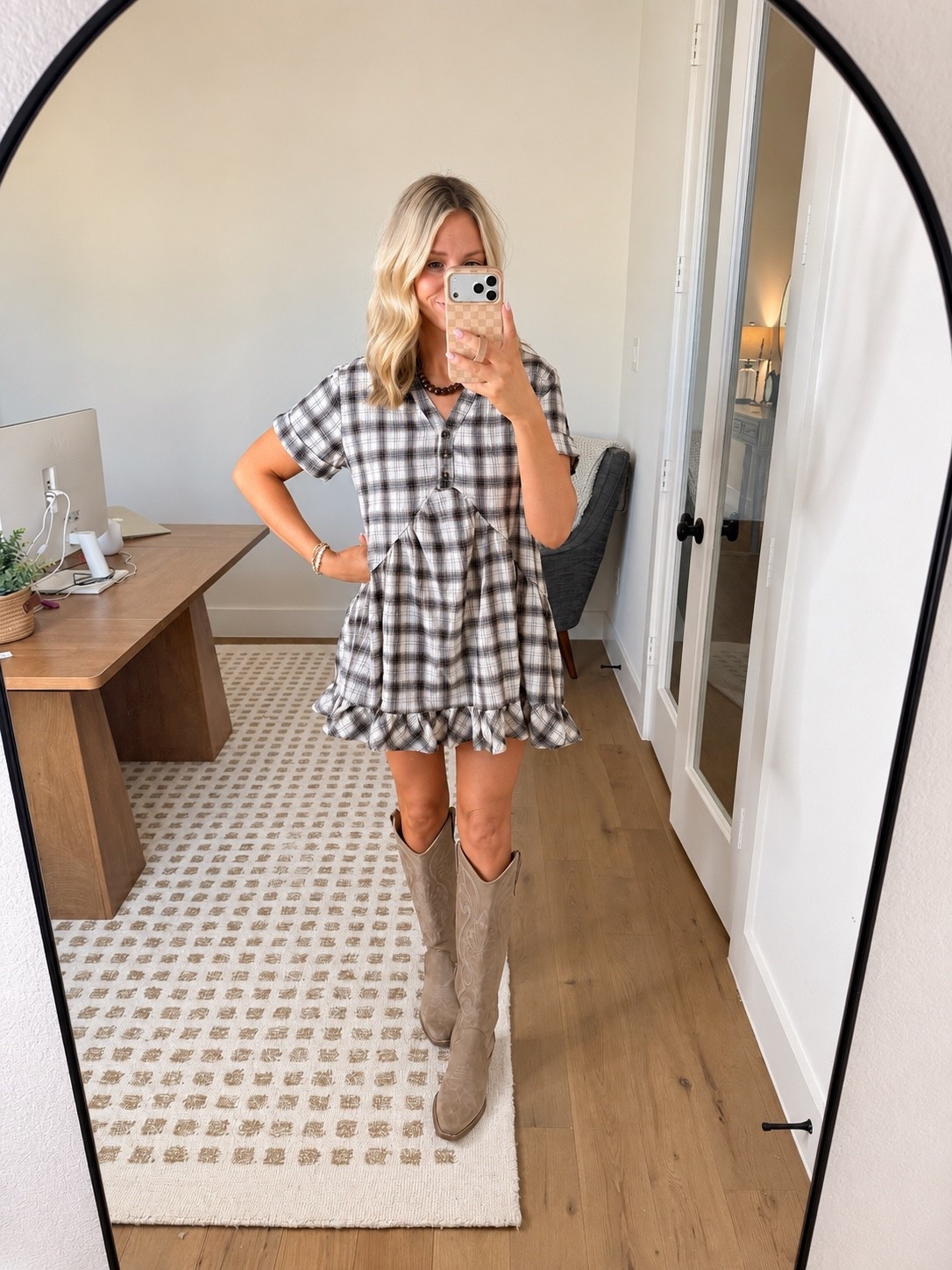 My favorite pre fall outfit combo! Dresses + boots 🤎

#LTKootd