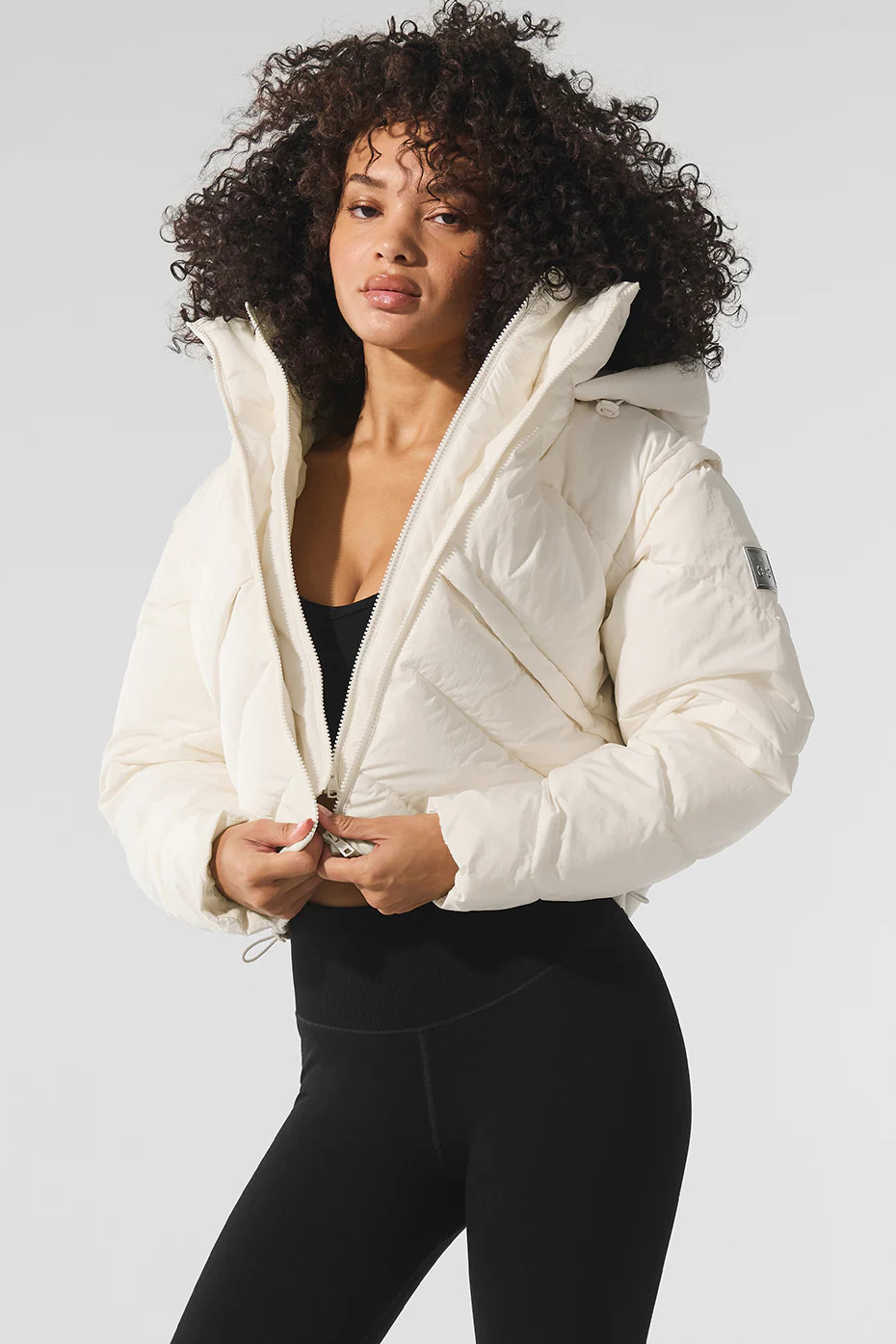 ALO | Glacier Puffer Jacket in Ivory White, Size: Medium | Alo Yoga (US)