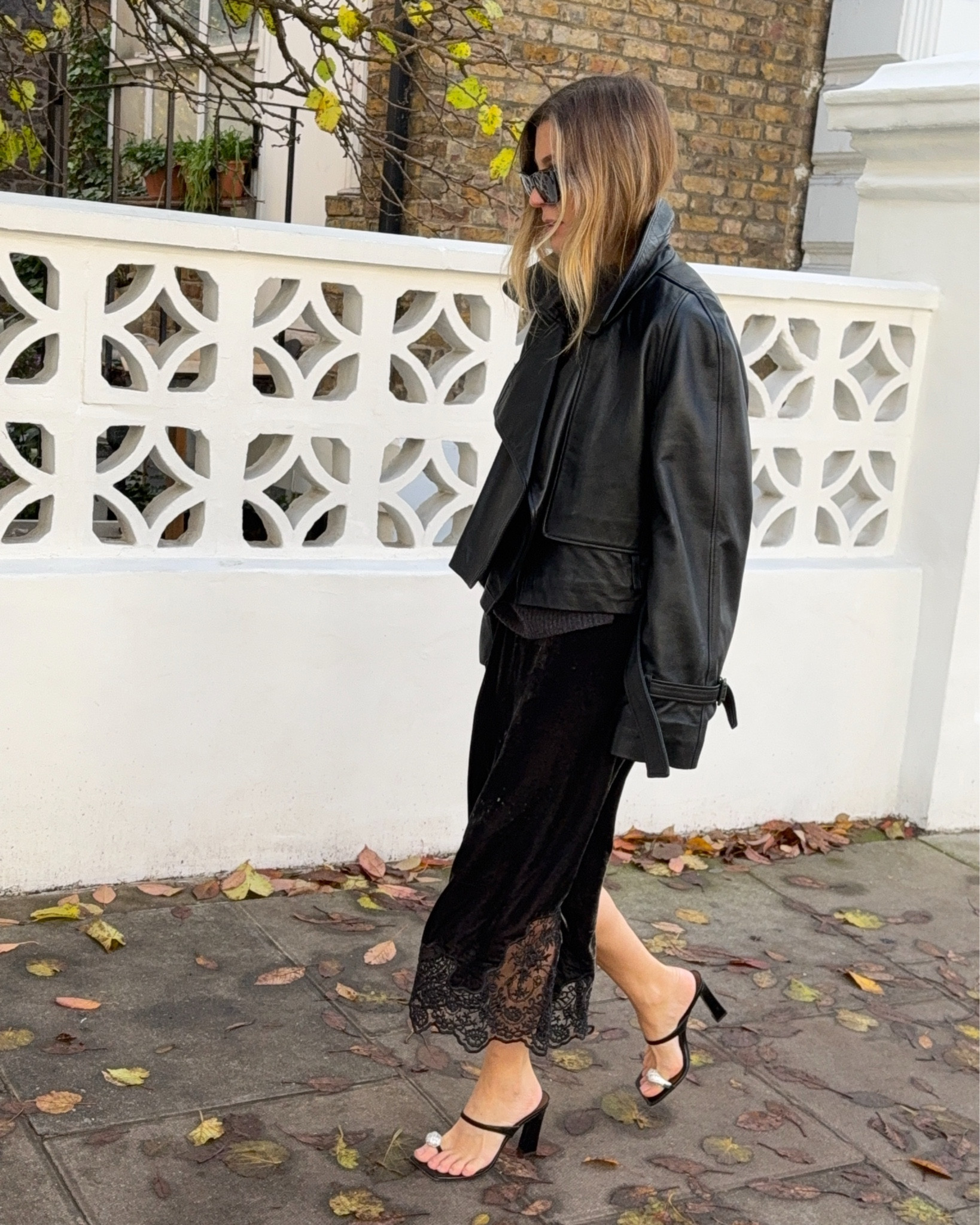 Mint velvet 
Lace skirt AD

#LTKfestive #LTKeurope #LTKstyletip