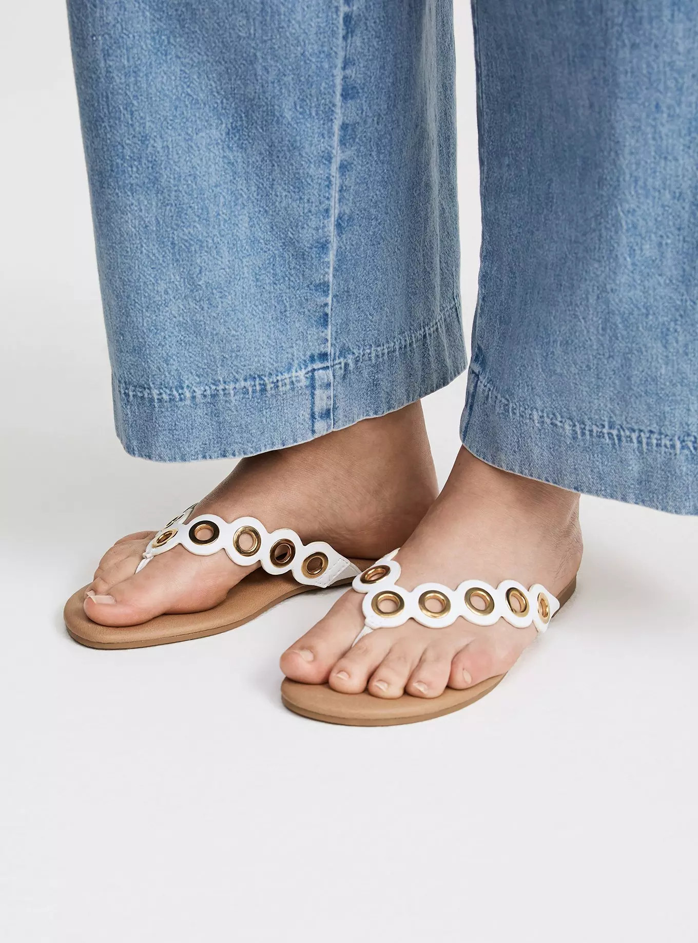 Grommet Flip Flop (WW) | Torrid (US & Canada)