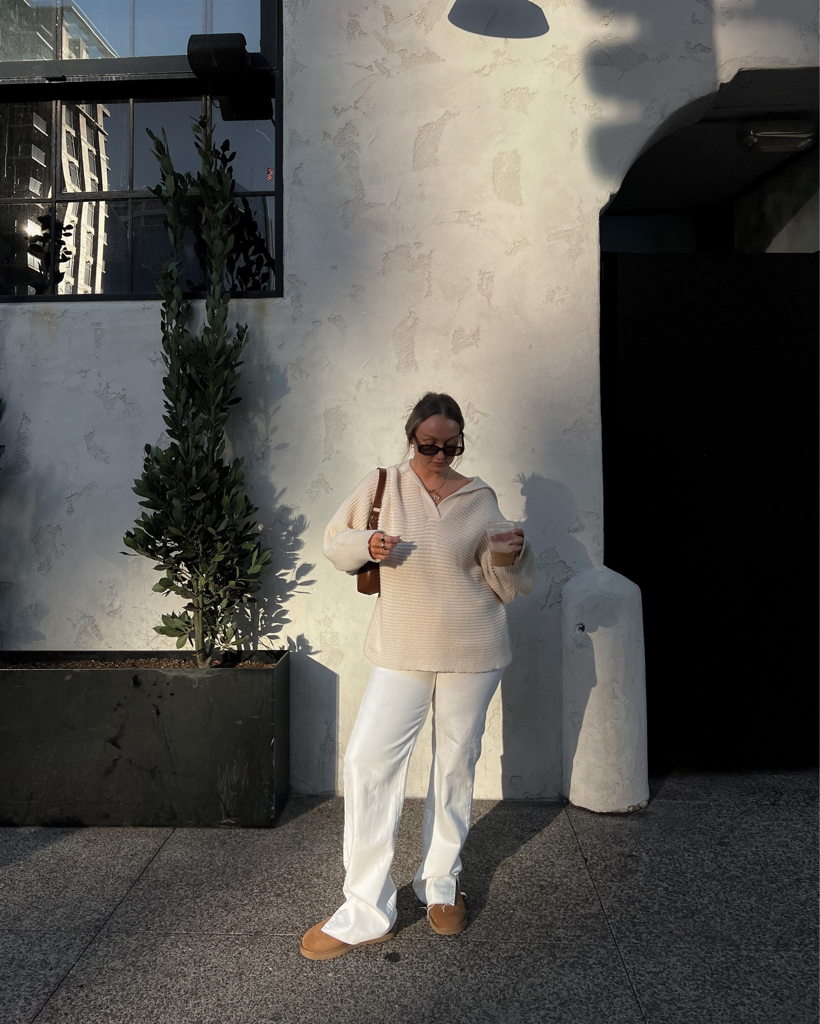 cozy winter fit
sweater - XL
pants - US 10
ugg ultra minis

#LTKHoliday #LTKFind #LTKSeasonal