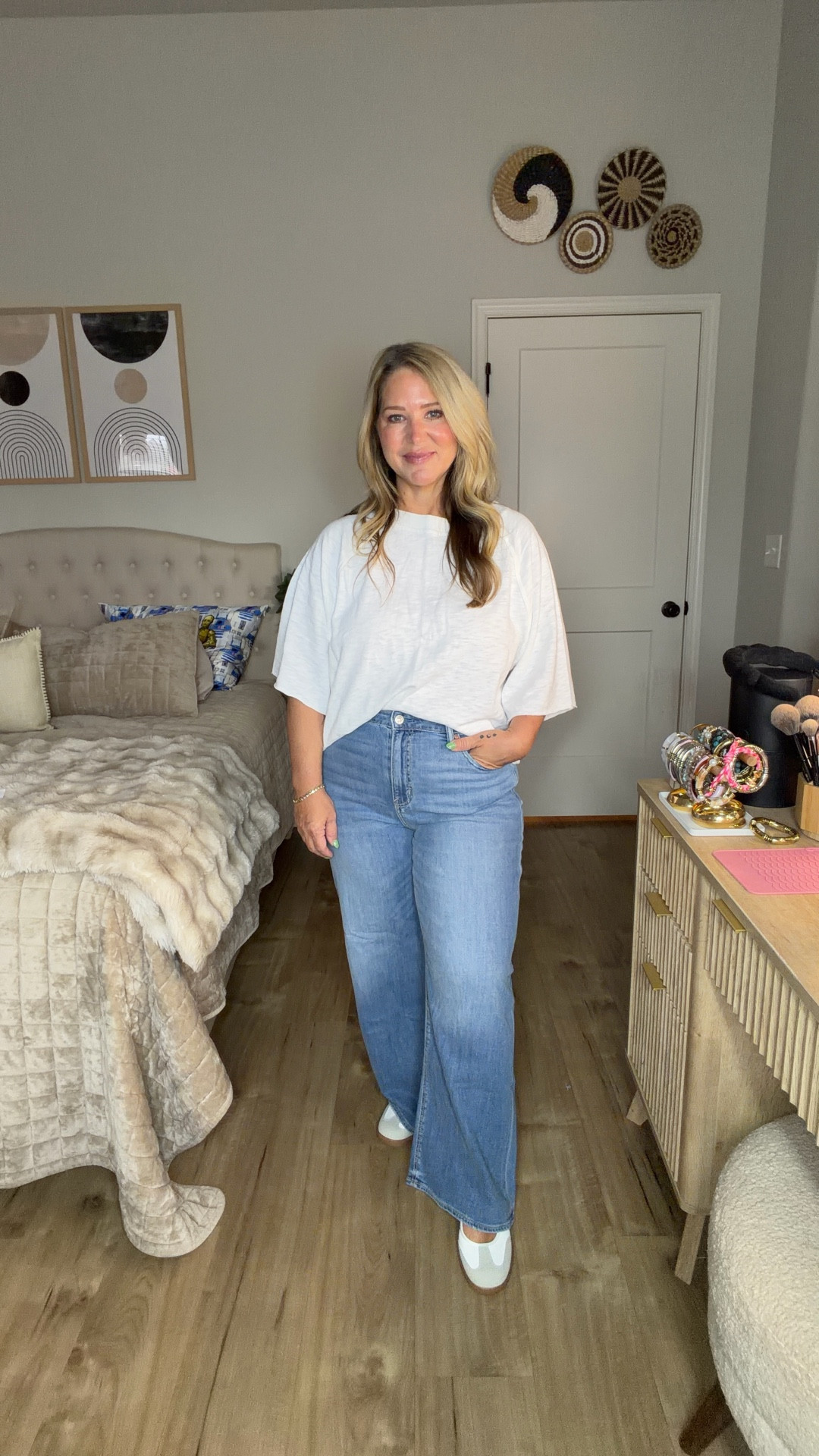 Denim sizes in order shown 
1st pair 12 short (prefer a 10)
2nd pair size large short 
3rd pair size 10 short
4th pair size 12 short (prefer a 10)
5th pair size 12 short
Overalls size large 

#LTKOver40 #LTKMidsize #LTKPetite