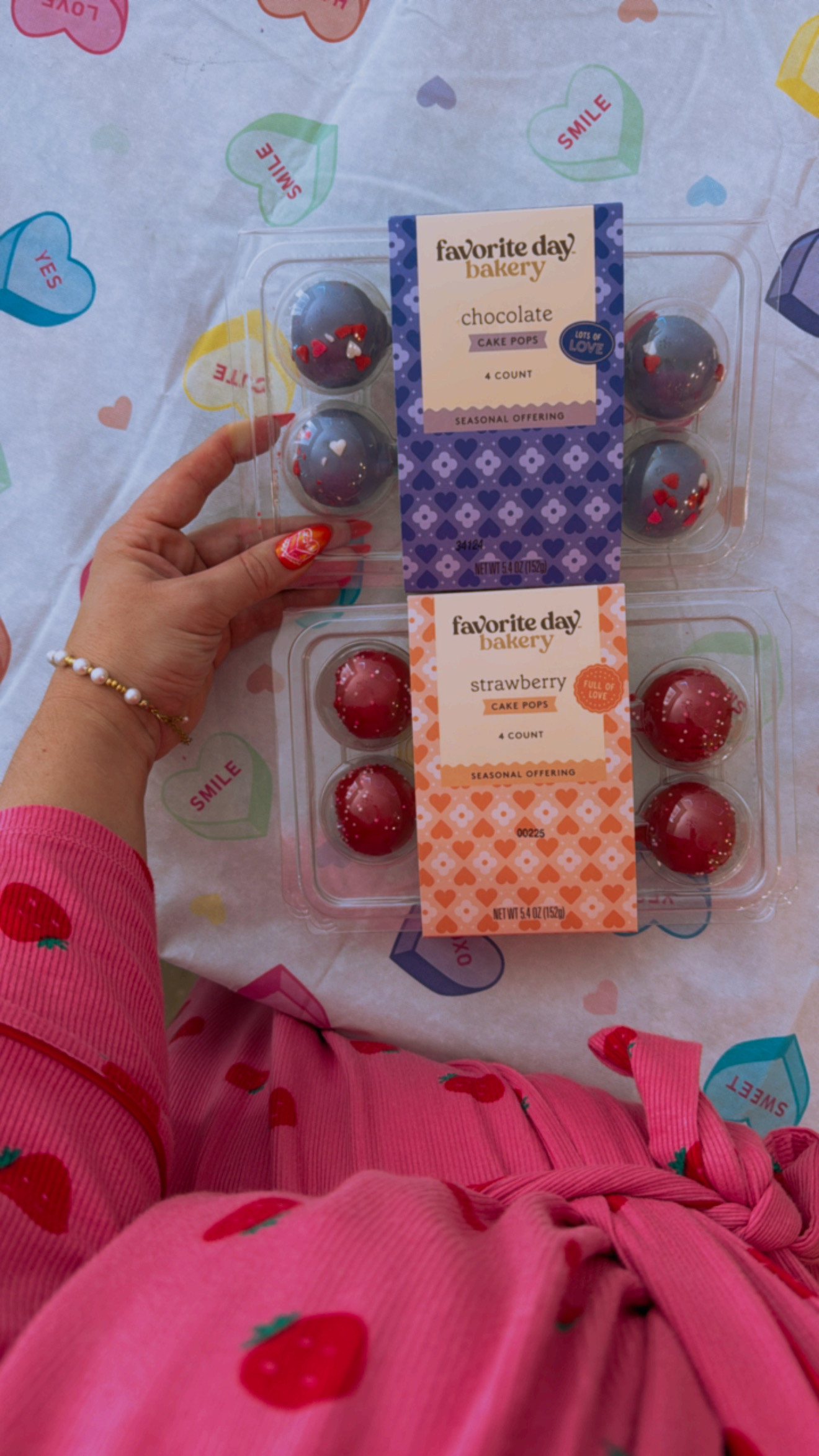 Cake pops for Valentine’s Day are a MUST! 💋❤️🎀💜 

#Valentine #TisTheSeason #ForTheKiddos #TargetFind #CakePops #StayKation #Strawberries 

#LTKSeasonal #LTKKids #LTKFamily