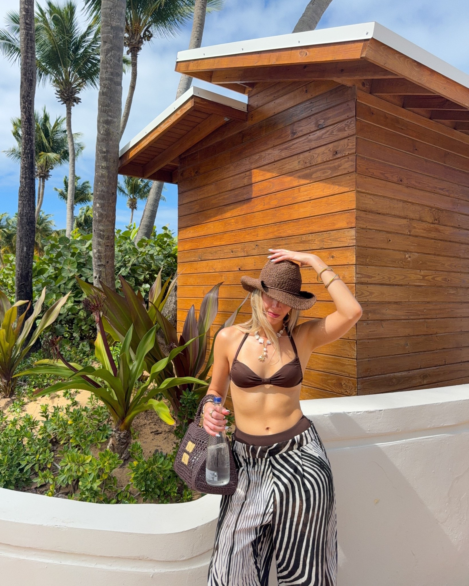 Beach day outfit in Puerto Rico! 