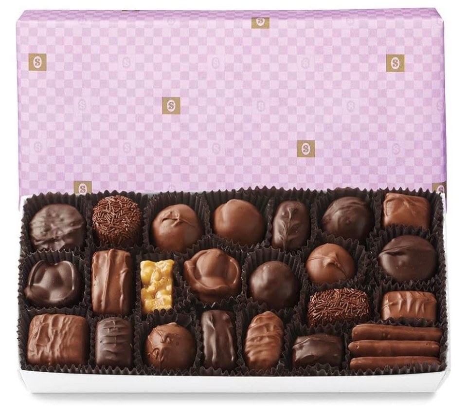 Easter Sees candy 
#candy
#chocalote
#sees
.#Eastercandy

#LTKfoodie