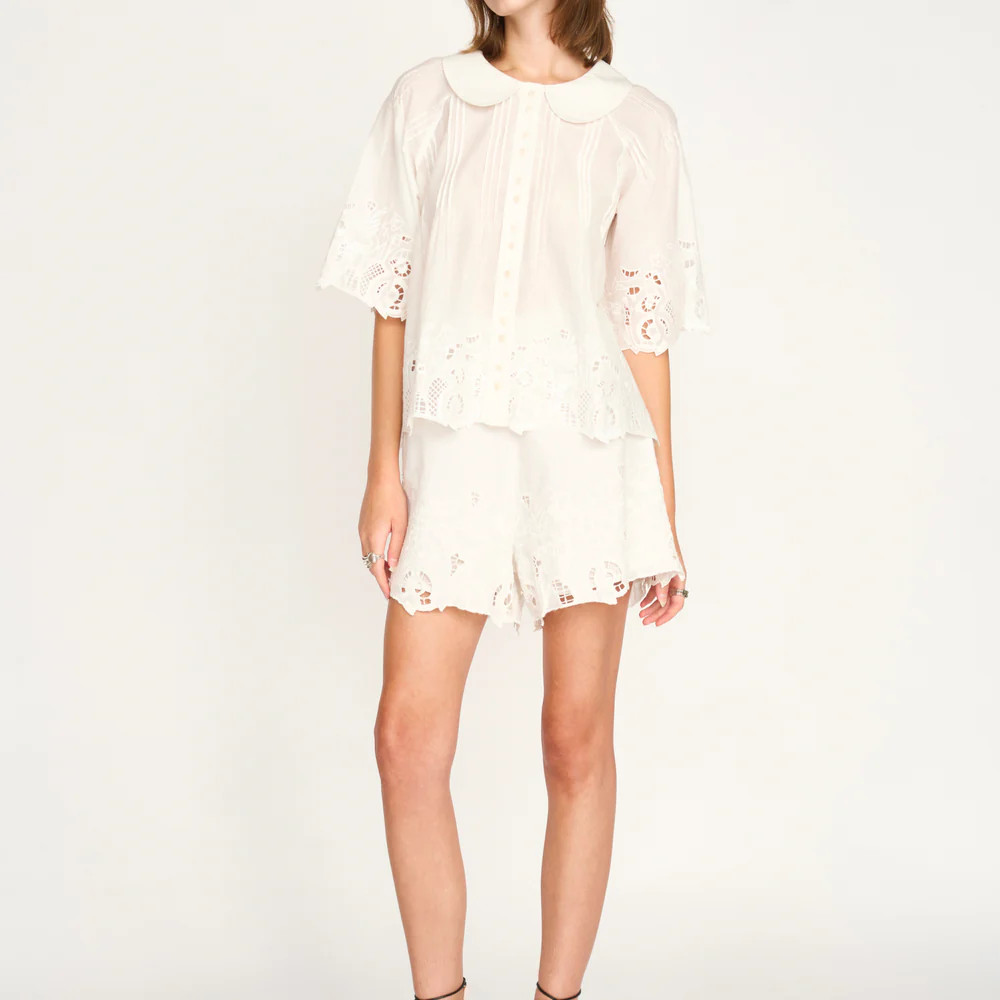 Kerala Short Sleeved Blouse in White Embroidered Deco | MIRTH