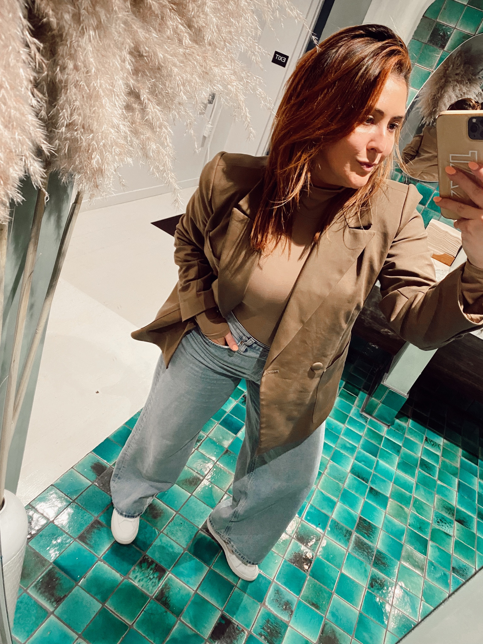 $49 good american blazer 

#LTKunder50 #LTKshoecrush #LTKsalealert