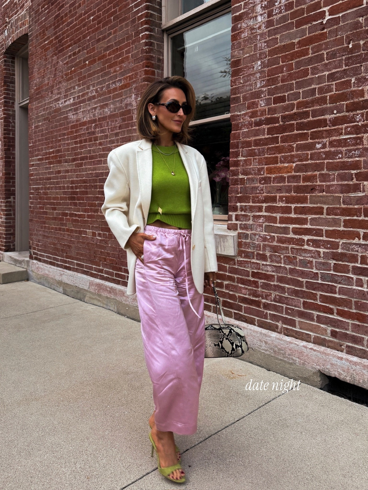 What I wore for date night, loving some pops of color this fall

#LTKootd #LTKdayinmylife #LTKSeasonal