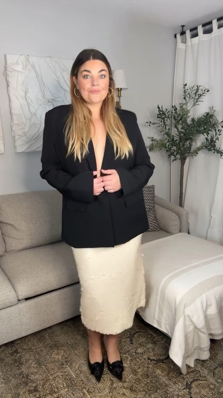 Christmas Season is here and it’s not too Late to get your fabulous Christmas Outfits. H&M has some of my favorite pieces to wear this holiday. ✨This sequin skirt and black blazer are the perfect combo to have you standing out at your Christmas Party this year. 

I am wearing a size large, so I do recommend you to size down if you like a more fitted look. I typically wear a XL, but not in the beautiful sequin skirt. And pairing it with these black patent heels, I love this holiday outfit. ❄️🖤

#christmasoutfitideas #christmasoutfits #holidayoutfits #midsizeoutfits #christmaspartyoutfit #hmstyle

#LTKstyletip #LTKpartywear #LTKmidsize