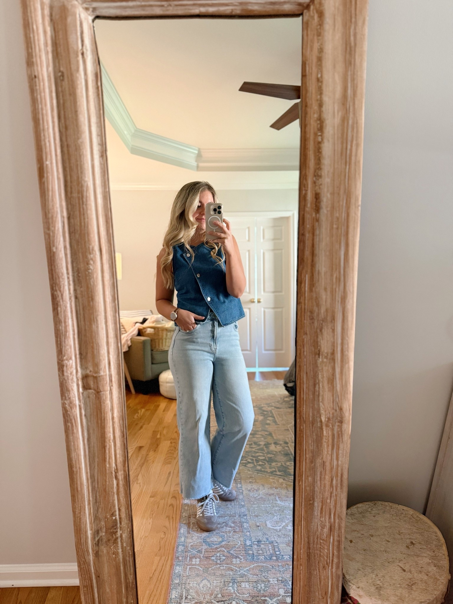 Wearing XS in top and 26 in jeans. TTS

#LTKSeasonal #LTKFamily #LTKStyleTip