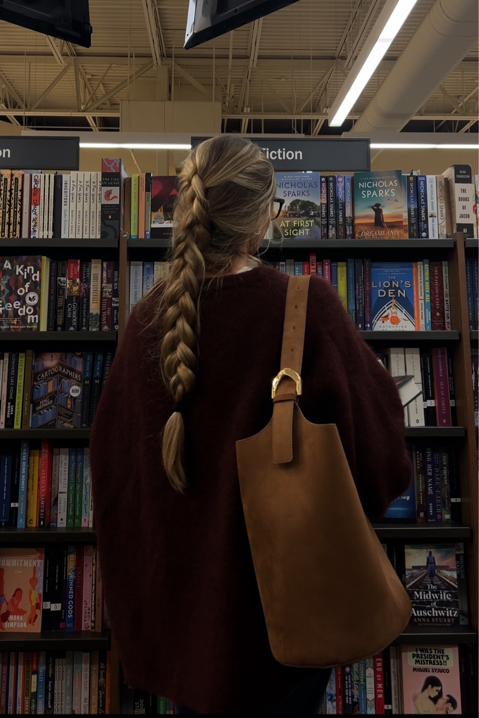cozy bookstore outfit 

#LTKStyleTip #LTKFallSale #LTKSeasonal
