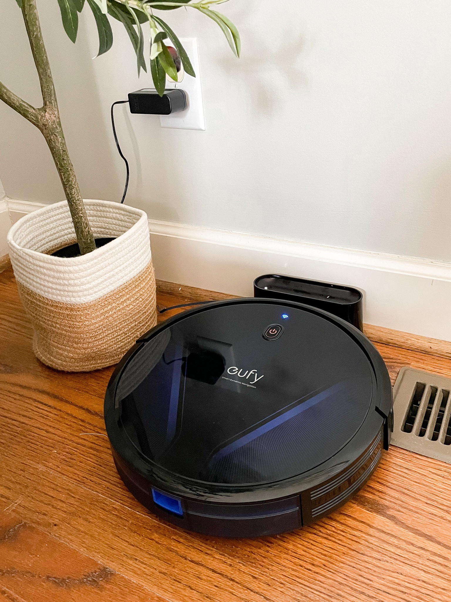Prime day deal 💖 eufy robot vacuum 



#LTKhome #LTKsalealert #LTKxPrimeDay