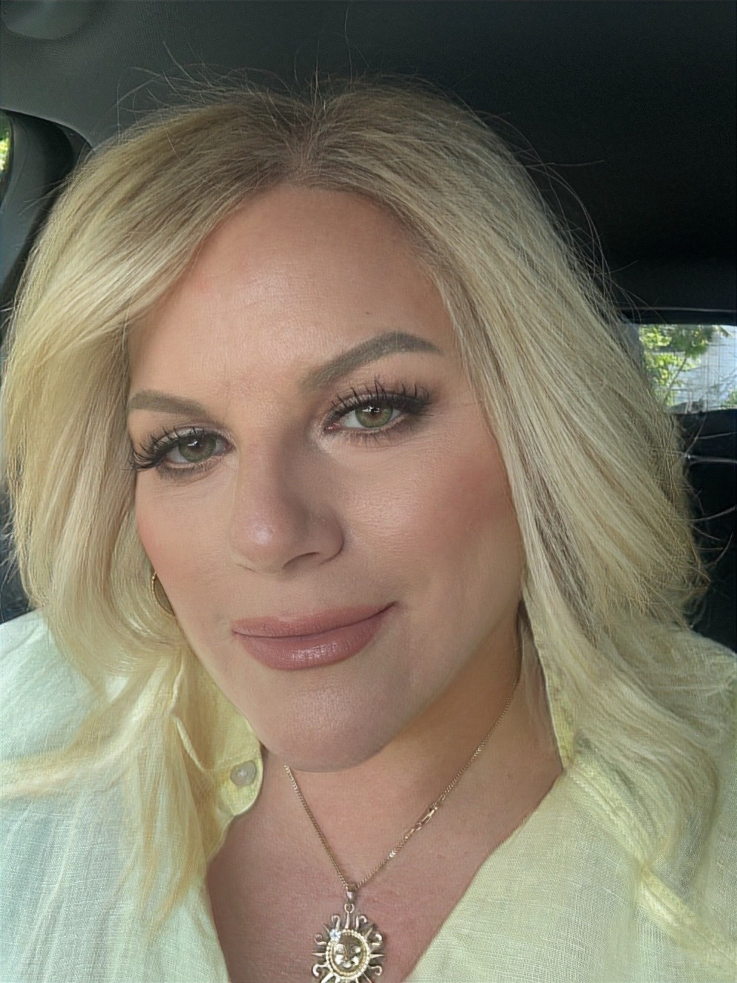 Here is a finished look for the Natasha Denona Tan palette.
This palette is the ultimate summer essentials. a radiant constellation of 14 brand-new sandy brown neutrals and 1 iconic ND shade, inspired by Natasha’s beloved Tan Cheek Palette and the sun-kissed glow of Saint-Tropez.

Featuring beachy tans, toasted browns, and luminous golden neutrals, this palette combines 3 Creamy Mattes, 3 Slip Cream Mattes, 6 Metallics (including the viral Mia back-injection formula), and 3 Sparkling Foiled finishes to create dimensional eye looks from day to night.
This palette is perfect. So blend able, so easy to work
With and the colors last

#LTKgrwm #LTKmorningroutine #LTKBeauty