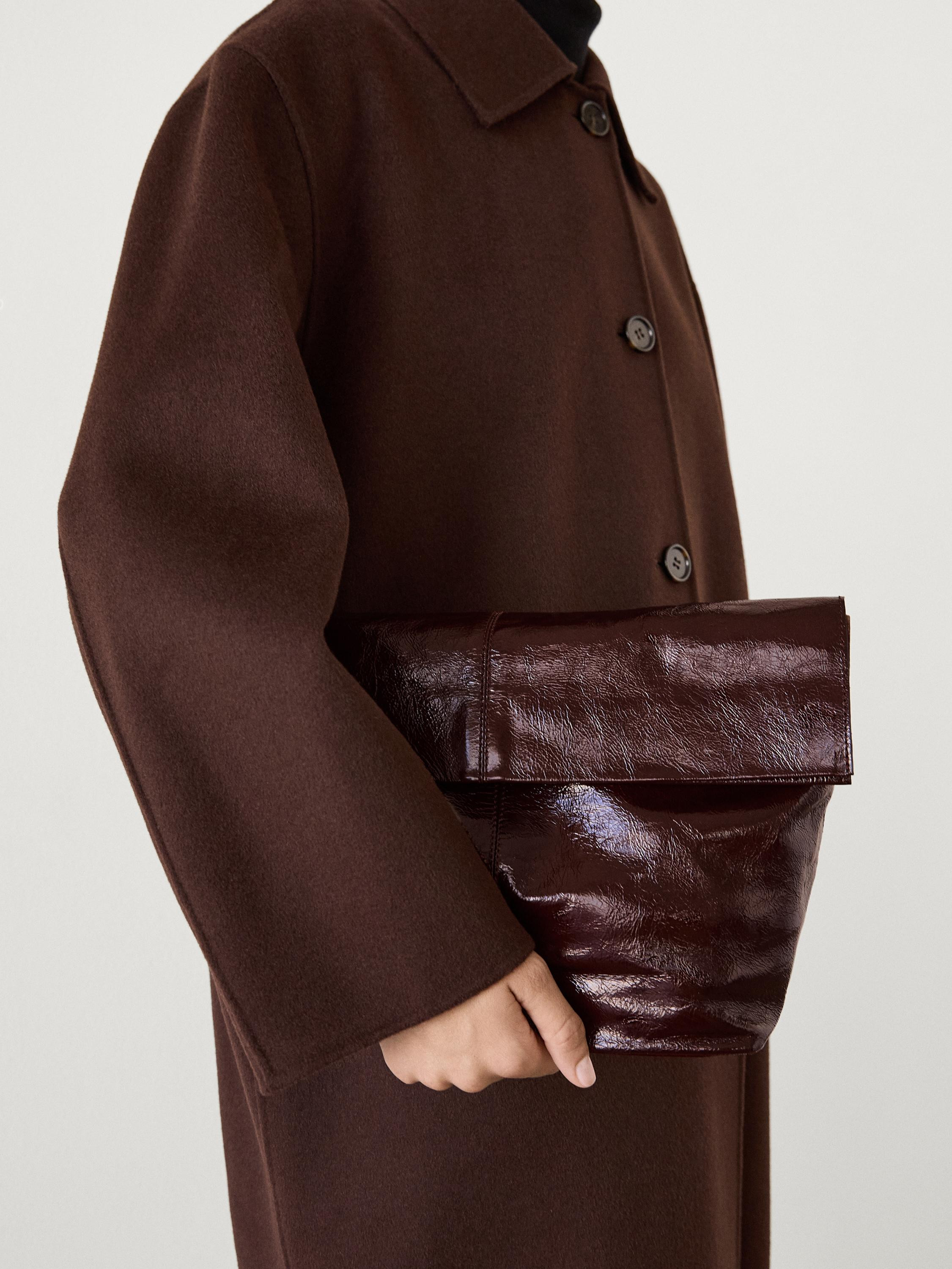 Crackled nappa leather maxi bag | Massimo Dutti US