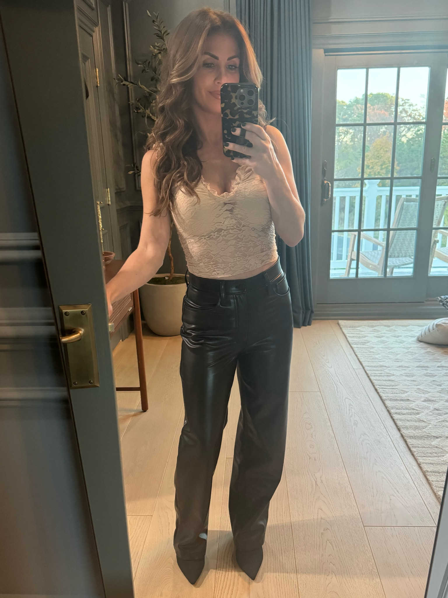 Best leather pants ever! Abercrombie for the win! 


#LTKStyleTip