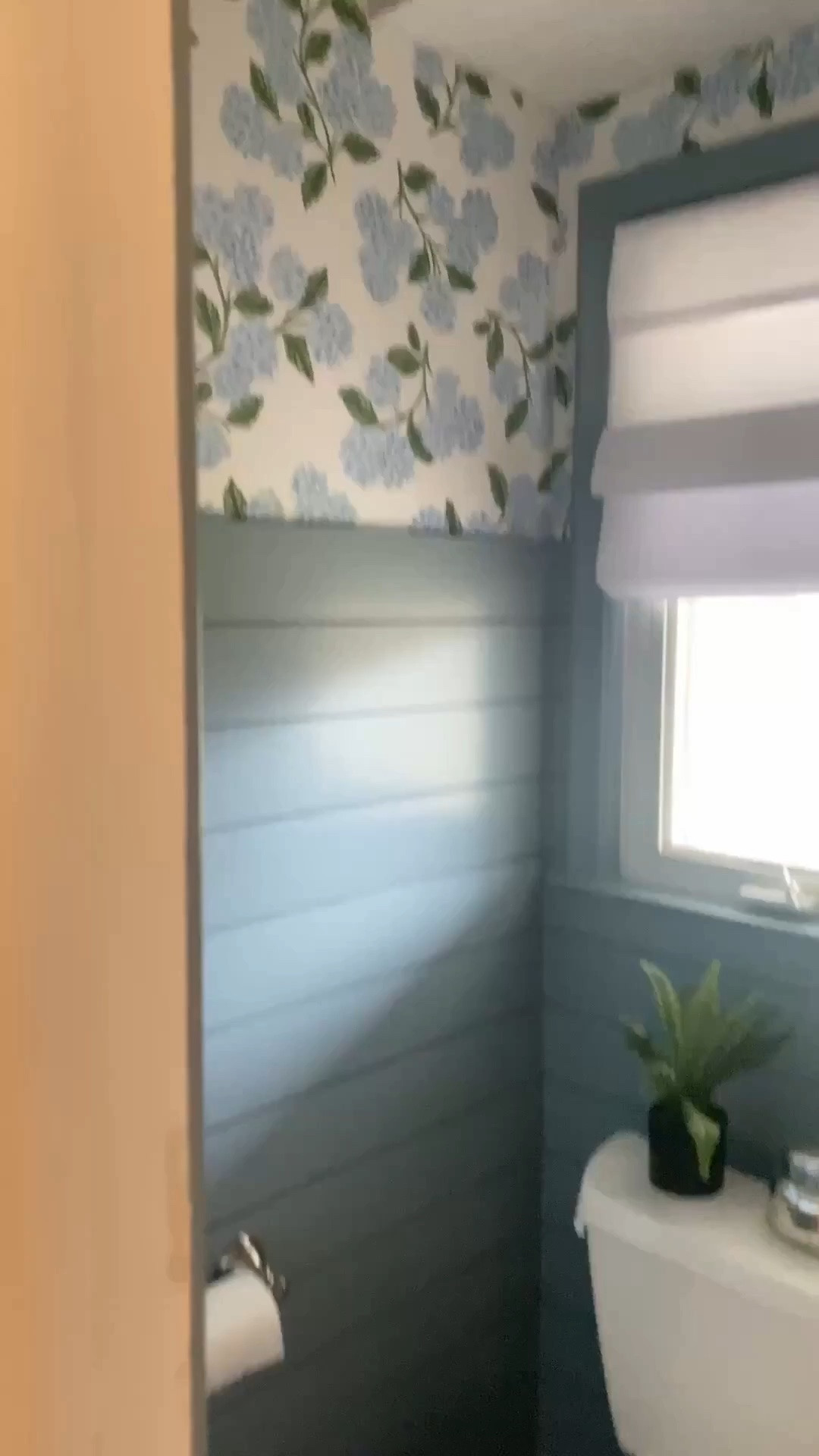 Powder room transformation featuring this rich blue paint color (Debonair by Sherwin Williams) and hydrangea wallpaper. This was one of my favorite makeovers at our previous house!

#homeremodeling #roommakeover #wallpaperdesign #homedesigninspo #sherwinwilliamspaint #DIYhome #debonair #sherwinwilliams #bluepaint #paintcolor

#LTKHome