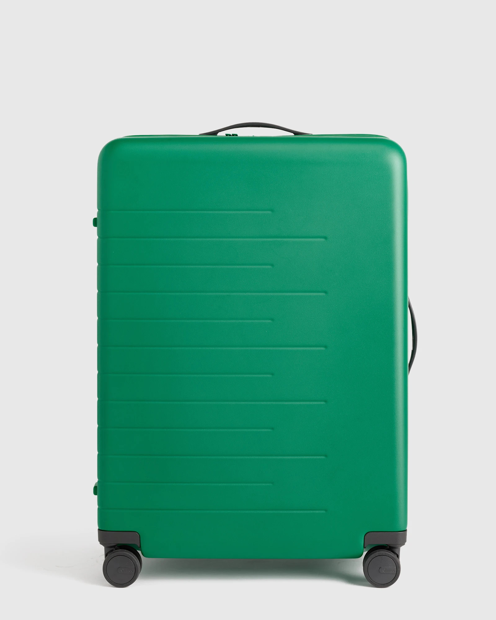 Expandable Large Check-In Suitcase | Quince