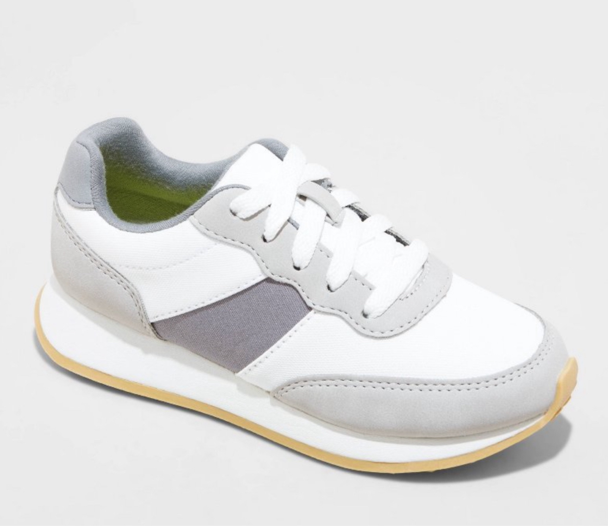 Great deal on these tennis shoes they are “boys”. I typically wear a 7 or 7.5 in women’s but the 6 fit perfectly! 