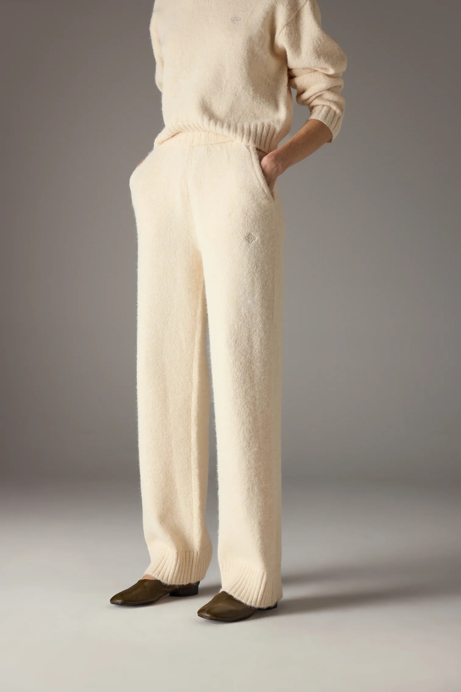 EMBLEM EMBROIDERED KNIT JOGGERS - BUTTERMILK | The Couture Club