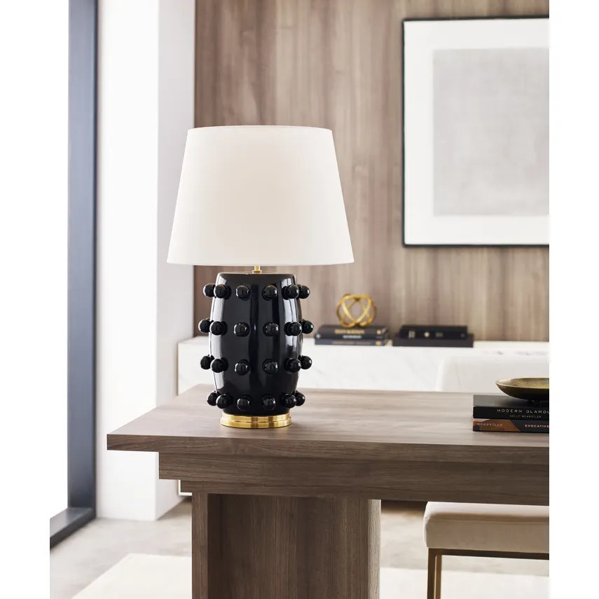 Linden Medium Table Lamp | Visual Comfort