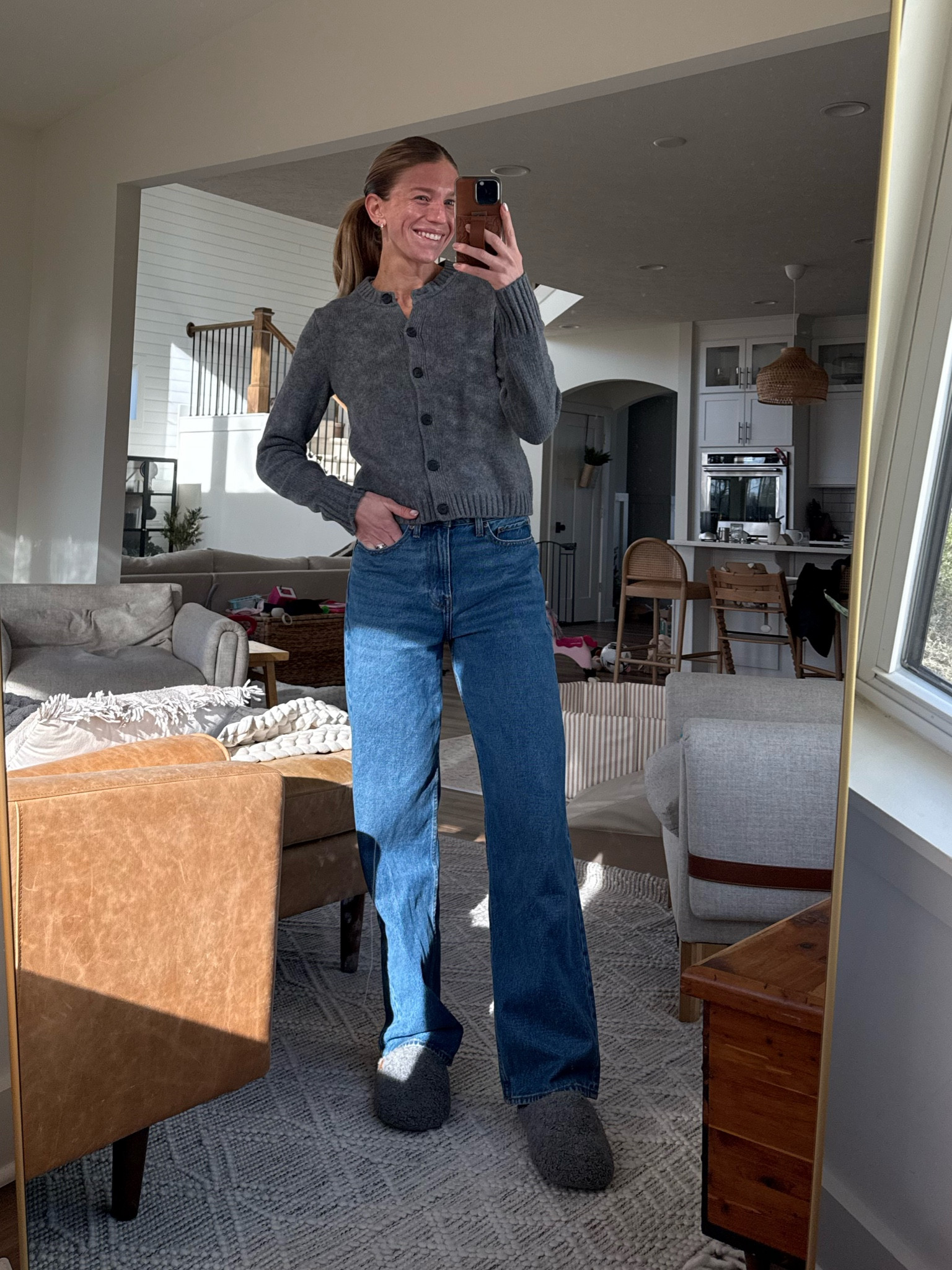 Small tall in top
Wearing my true size 27 long in jeans. They are supposed to be a looser fit