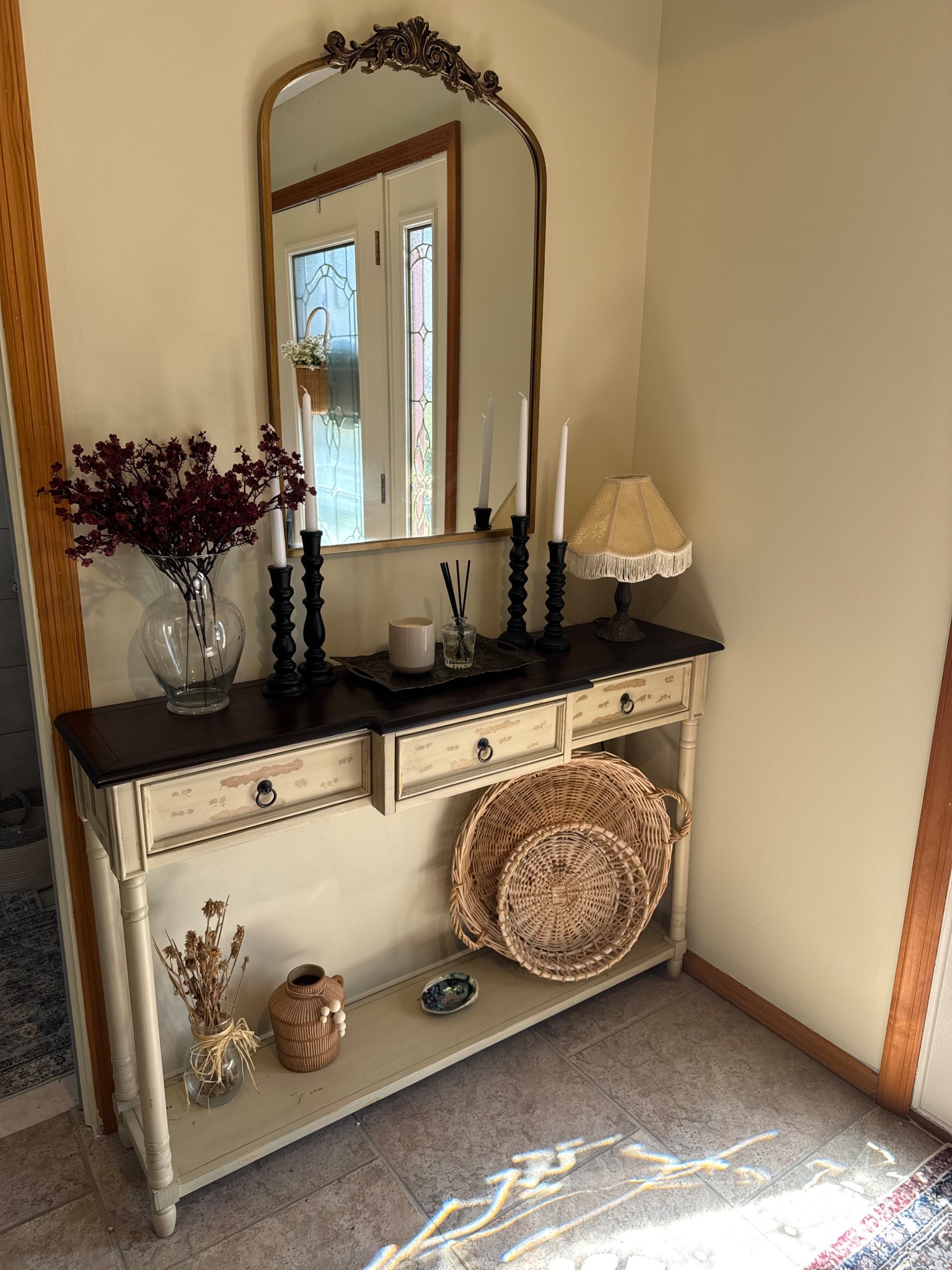 Spring is in the air — and so are the deals! Freshened up our entrance with some beautiful Amazon finds, and the best part? They’re all on sale right now during Amazon’s Spring Sale! Linking everything for you — perfect time to refresh your space.


#LTKHome #LTKSeasonal #LTKSaleAlert