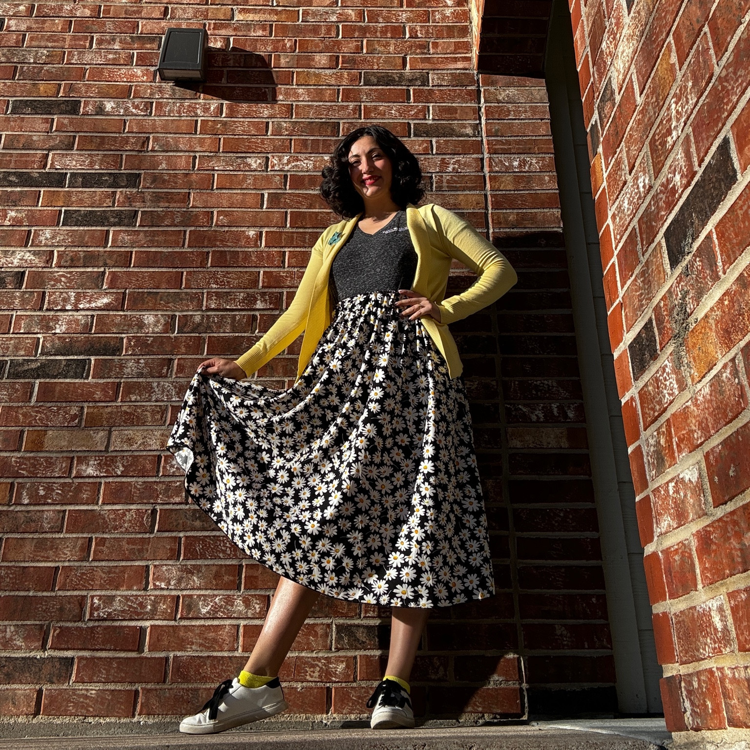 "Black and yellow, the perfect color combination for spring that makes us yearn for those sunny summer days ahead. 🖤💛 Embrace the vibrant hues and let your style bloom with the promise of warm breezes and endless adventures. ☀️🌼 #SpringFashion #SummerYearnings #vintagefashion #vintagefashion #vintageltk

#LTKfindsunder50 #LTKbeauty #LTKSeasonal