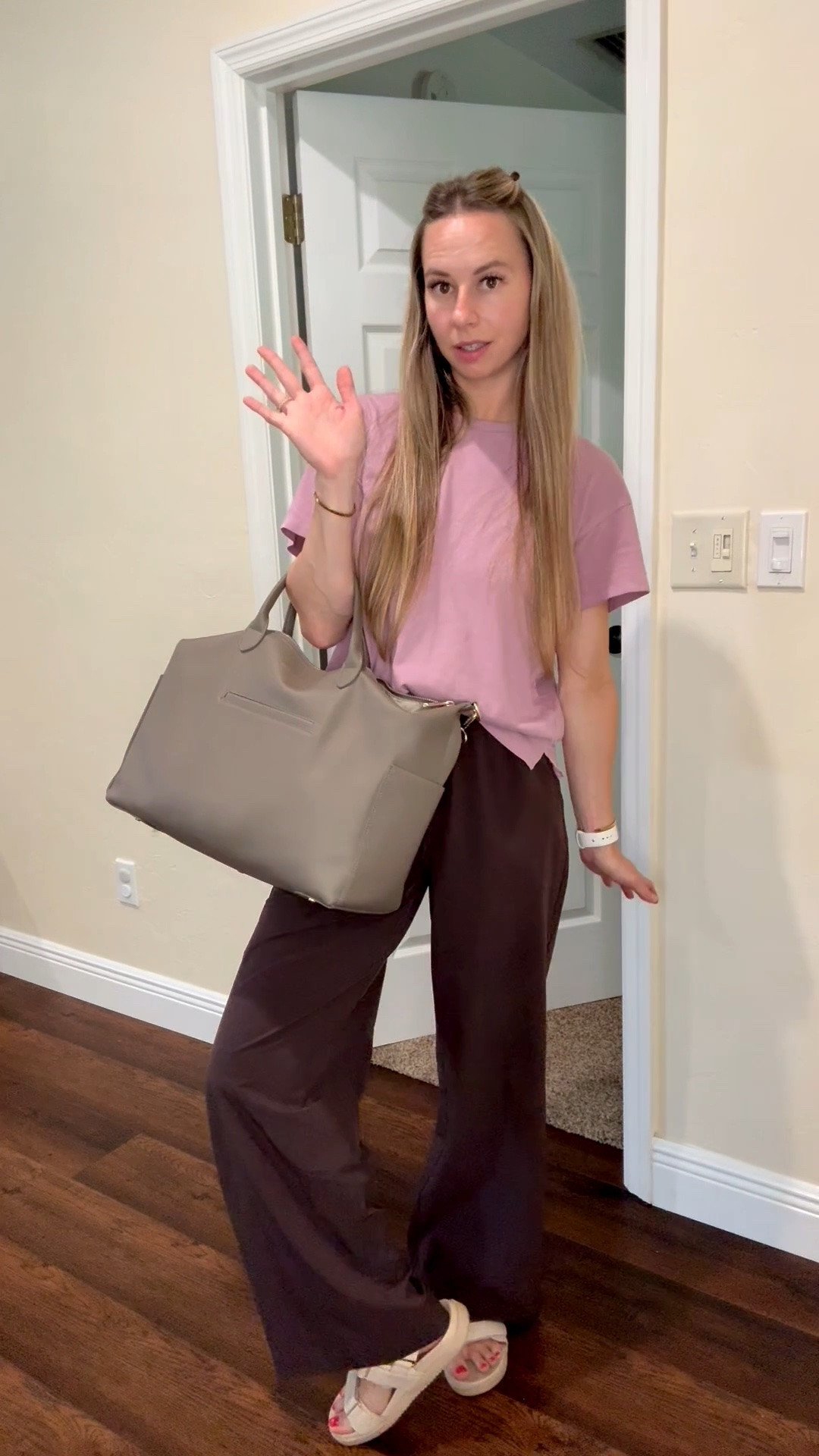 The travel pant yall can’t get over but in espresso brown! 🤍🫶🏼😻

#LTKdayinmylife #LTKootd #LTKTravel