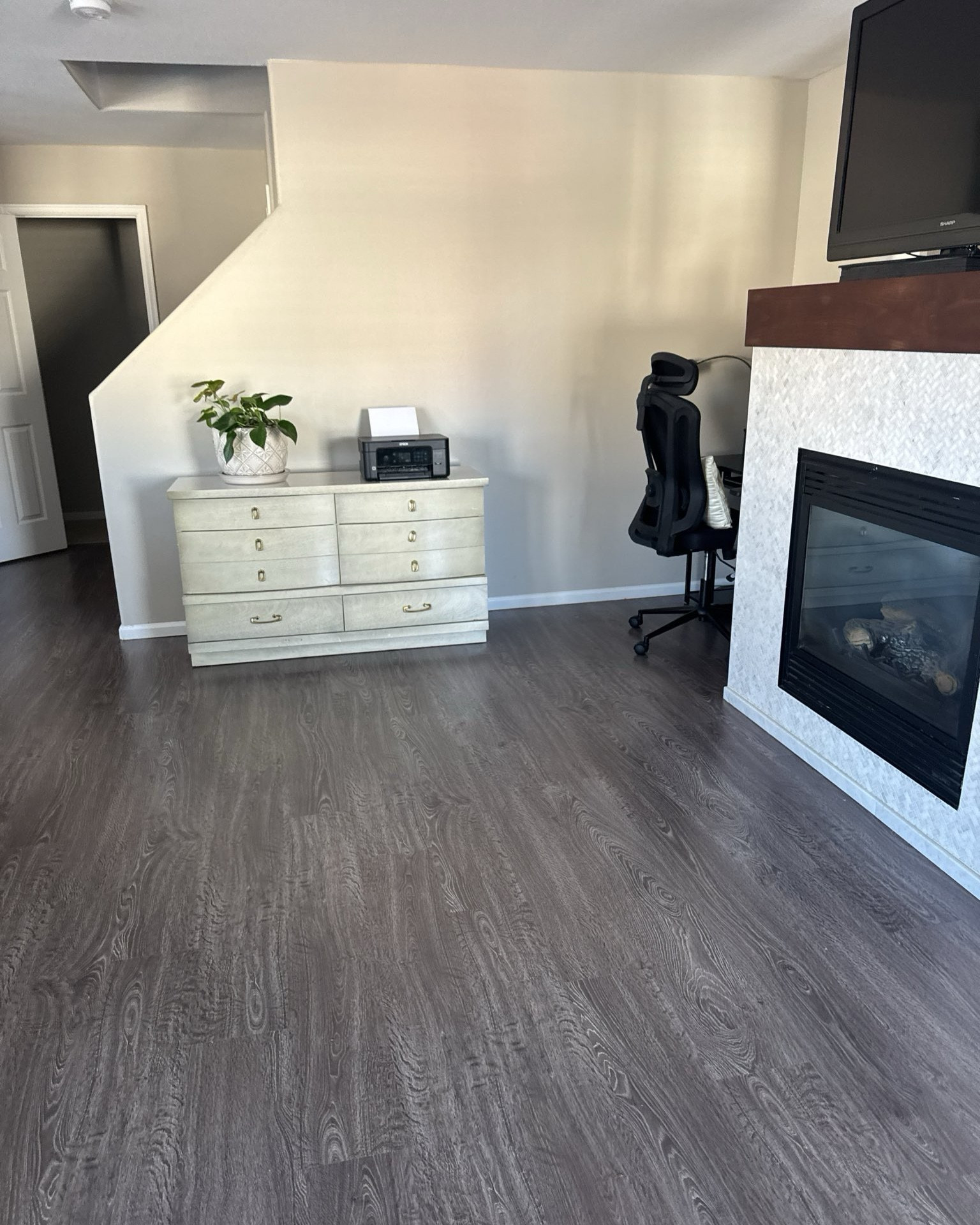 SWIPE for the Before & After: A Living Room Transformation ✨

What a difference staging makes! This living room went from cozy but cluttered to a bright, inviting space that feels spacious, stylish, and ready to impress. With thoughtful furniture placement, neutral tones, and just the right accessories, we created a warm and welcoming environment that buyers can picture themselves living in.

Staging isn’t just about making a home look beautiful—it’s about maximizing its potential and helping it sell faster (and often for more!). Ready to transform your space? Let’s make it market-ready!

#FigAndFernStaging #HomeTransformation #BeforeAndAfter #DenverRealEstate #HomeStagingWorks #StyledToSell #InteriorDesign #SellingYourHome #RealEstateGoals #LivingRoomDesign #LuxuryListing #designmatters #stagingsells #homestaging

#LTKHome #LTKStyleTip #LTKSaleAlert