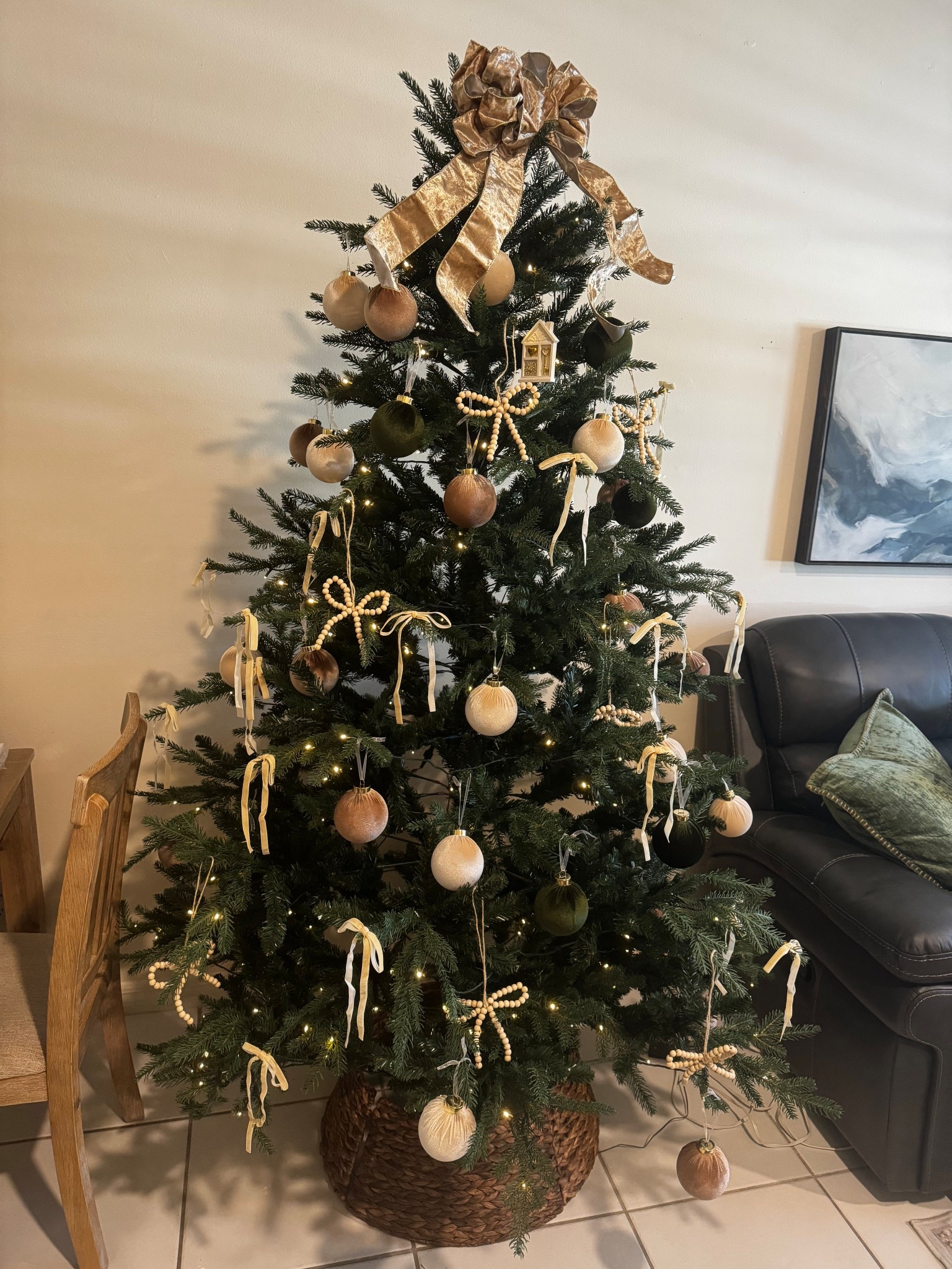 Christmas tree 

#LTKHome #LTKHoliday #LTKSeasonal