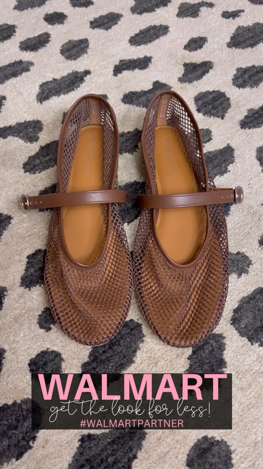 #walmartpartner ➡️ Flats of all kinds are so on trend for fall and @walmartfashion has a ton to choose from! This mesh pair is my fave but I linked up several others that you’ll love styling with all your fall outfits. 🙌🏻 #walmartfashion 

#LTKSeasonal #LTKShoeCrush #LTKFindsUnder100