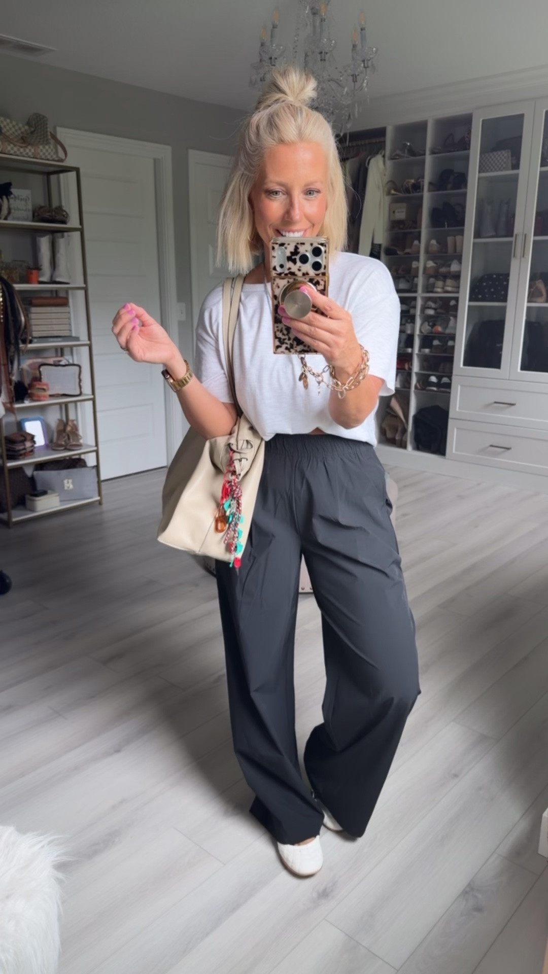 Tops and pants small

#LTKActive #LTKmomlife #LTKootd