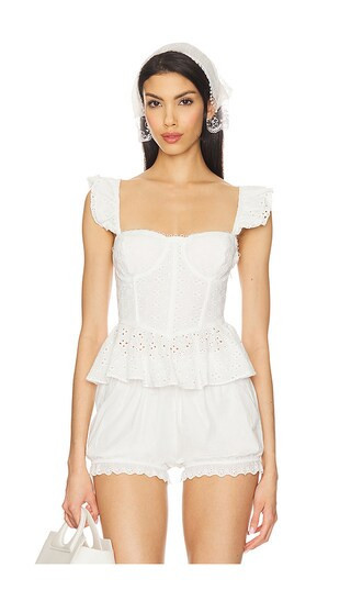 ASTR the Label Baylin Top in White. - size XS | Revolve Clothing (Global)