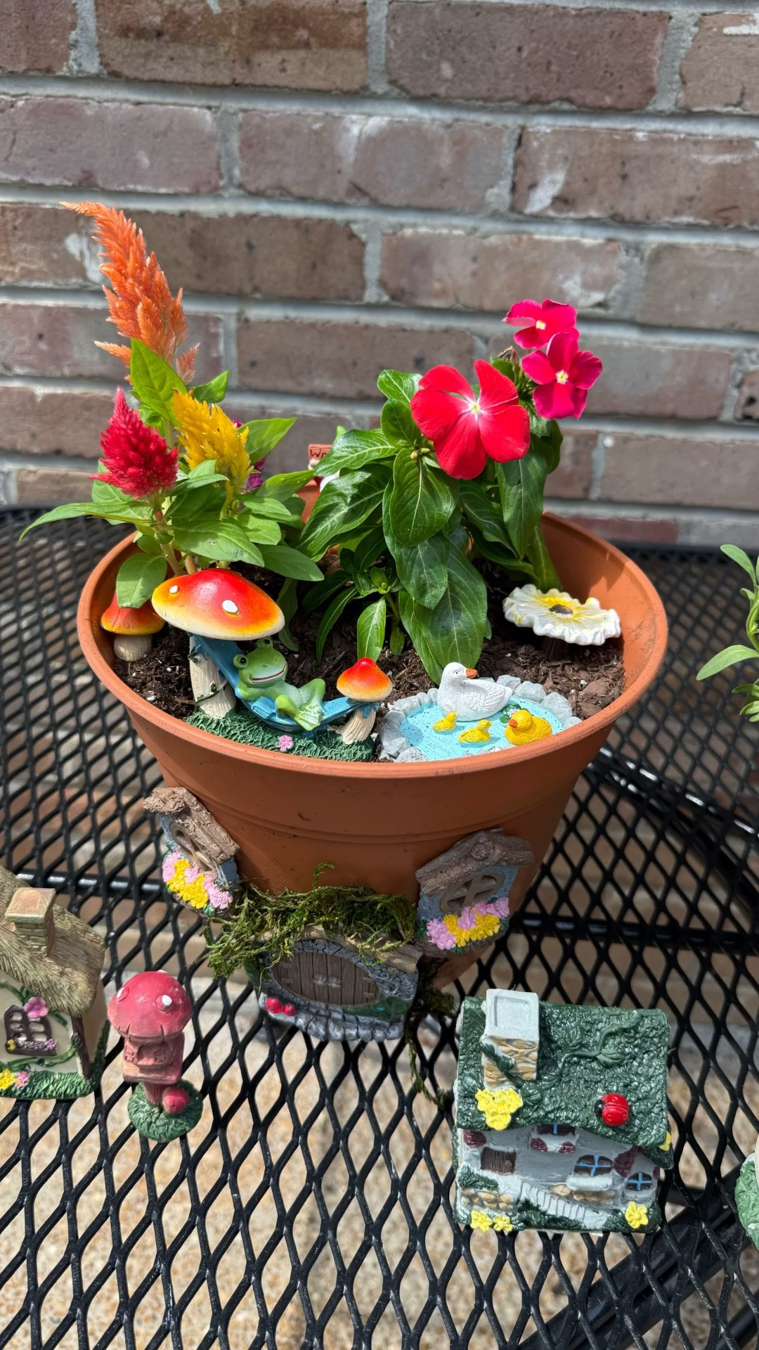 Fairy gardens from dollar tree! So much fun! 



Fun for kids, summer fun, gardening, activities for kids, gnome, fairy

#LTKmomlife #LTKKids #LTKdayinmylife