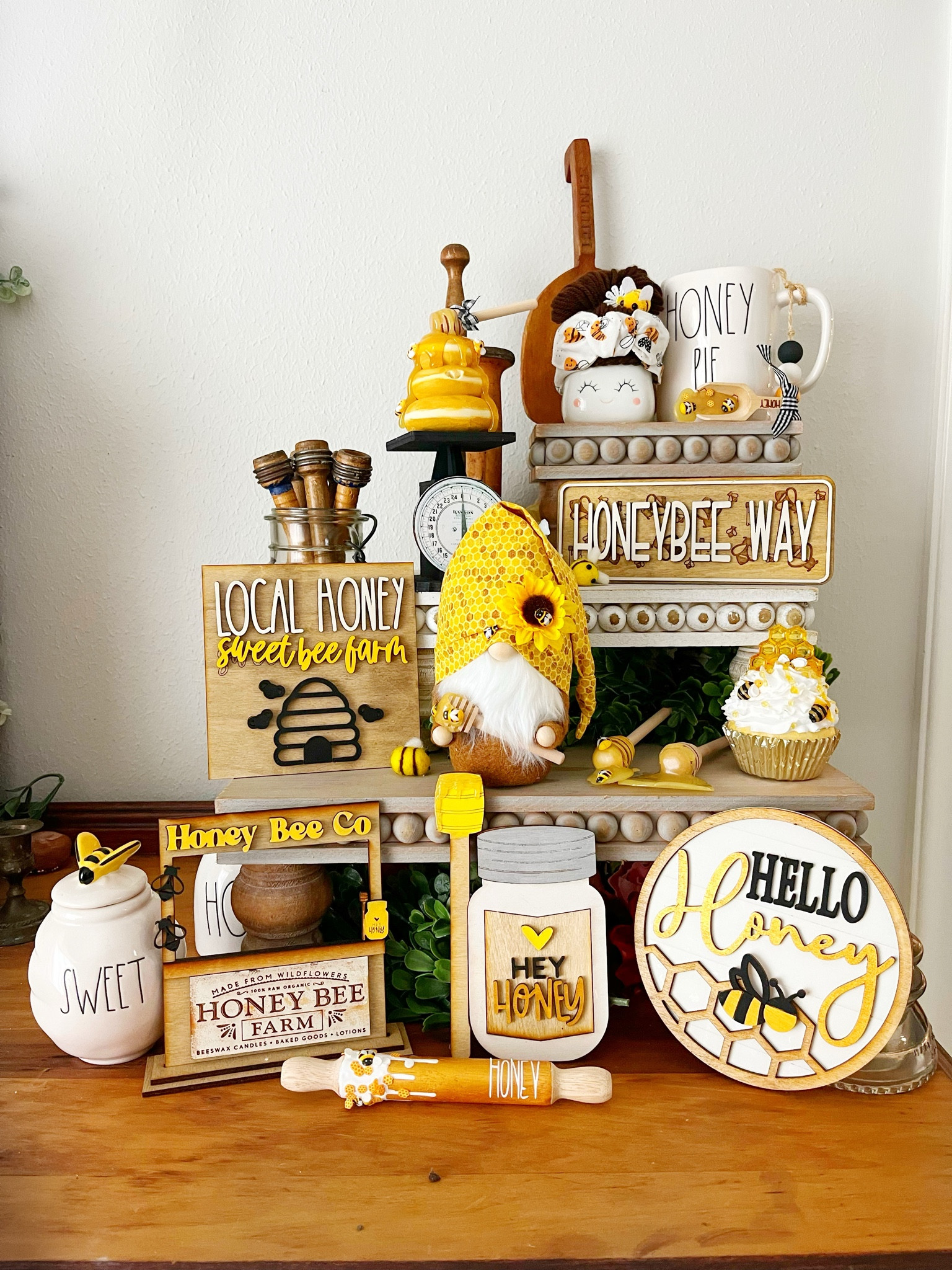 Spring bees and honey are a perfect way to celebrate spring! 

#LTKSpringSale #LTKsalealert #LTKhome