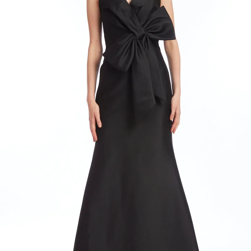 Badgley Mischka Strapless Bow Front Gown - Black | Verishop