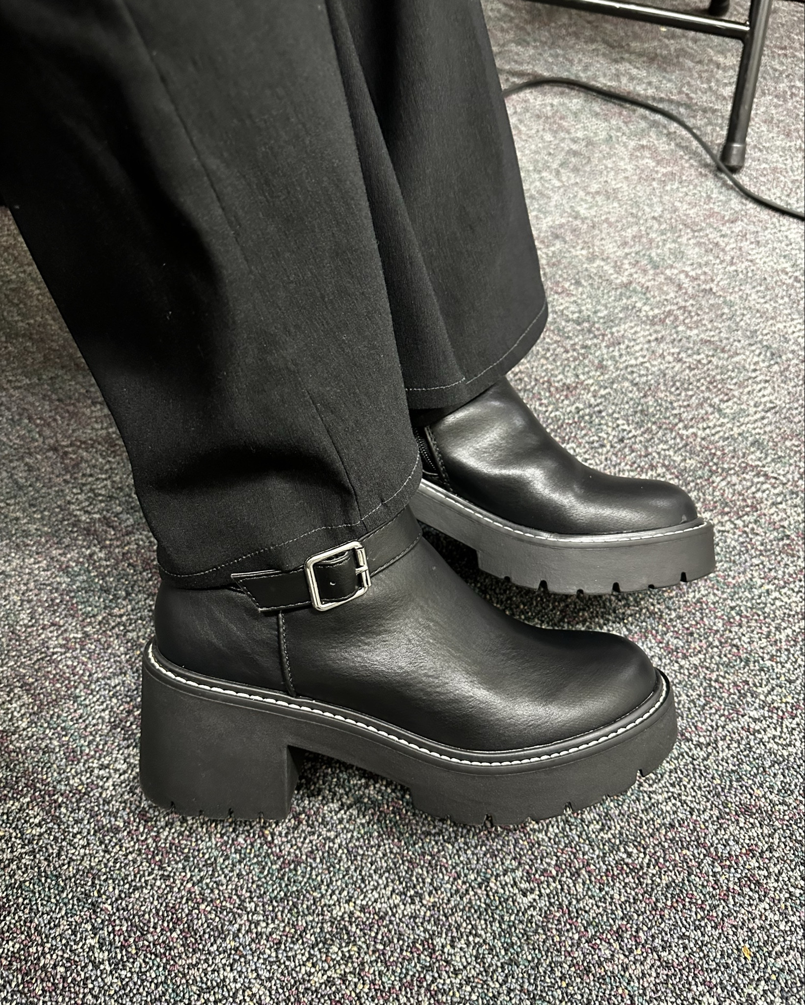 Every day black boots 
Chunky black boots

#LTKSaleAlert #LTKShoeCrush #LTKWorkwear