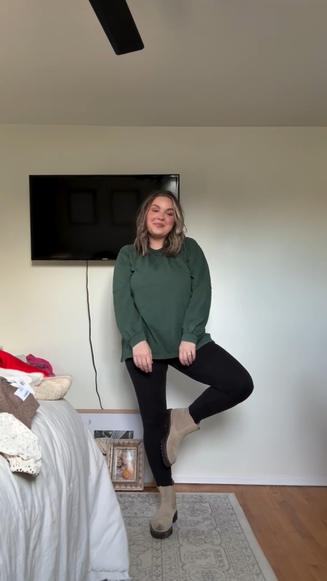 Can’t get enough of this color! 🤩



#LTKgrwm #LTKootd #LTKMidsize